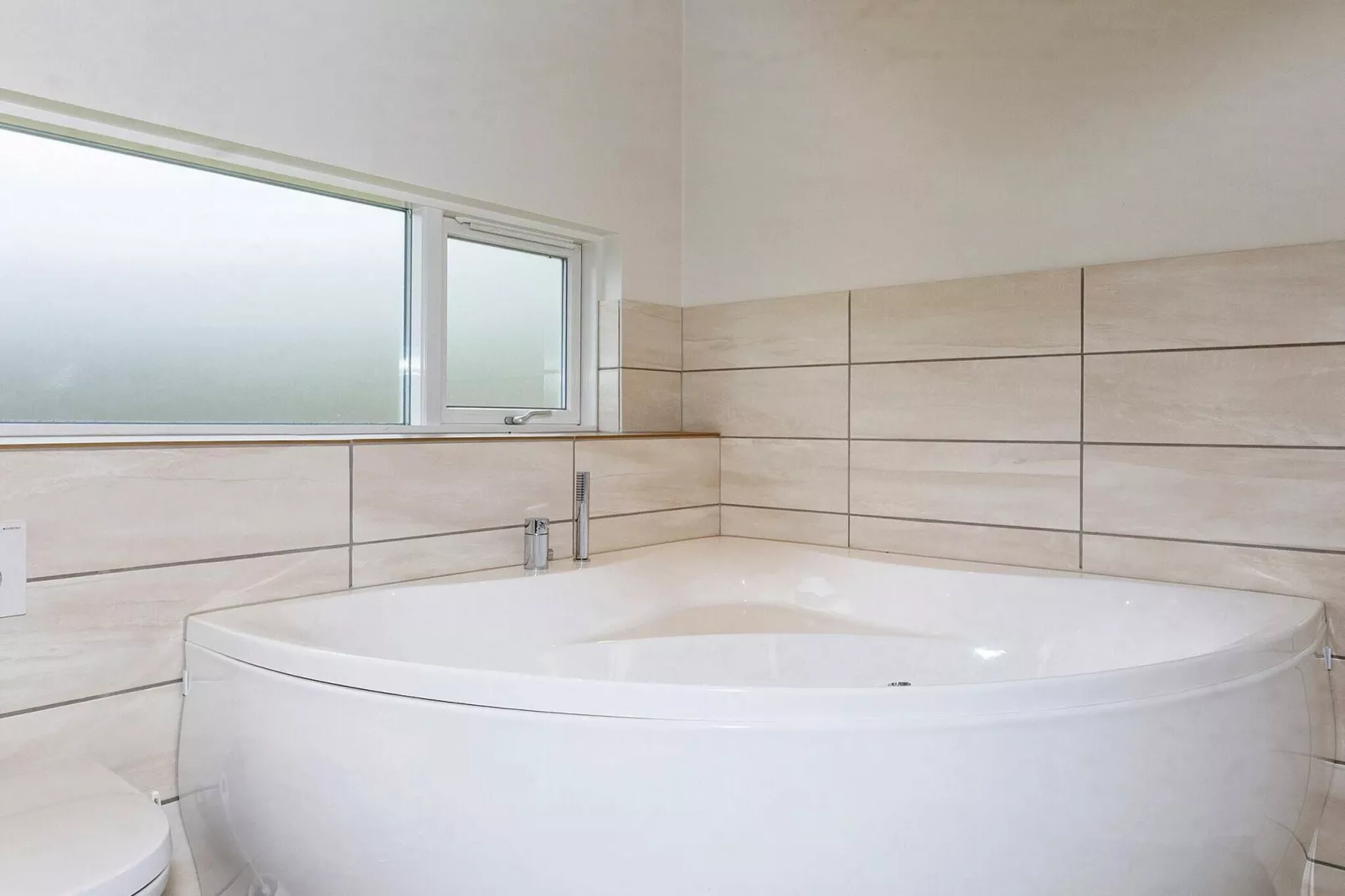 9 person holiday home in Højslev-By Traum-Spa