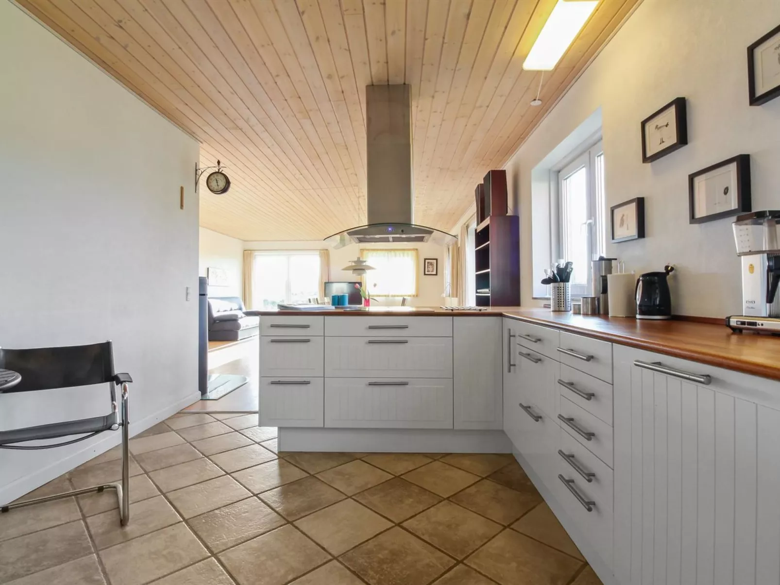 "Ettie" - 6km from the sea-Inside