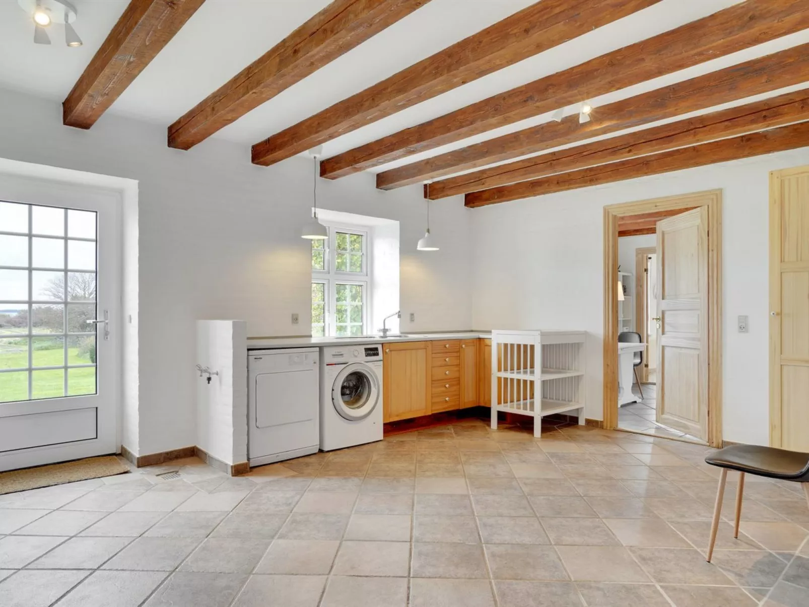 "Thorge" - 75m to the fjord-Dedans