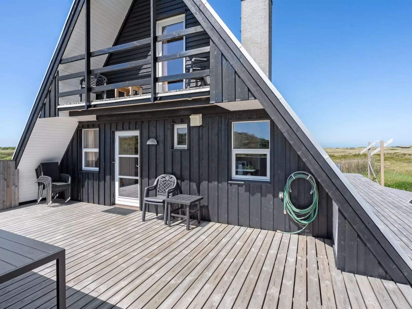 "Viona" - 350m from the sea-Outside