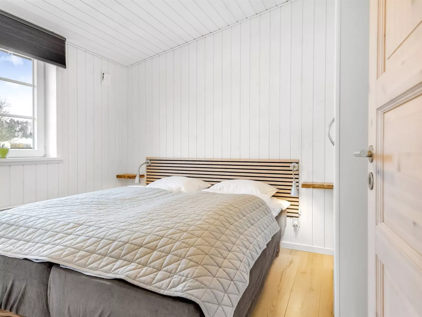 "Alfrida" - 1.5km from the sea-Inside