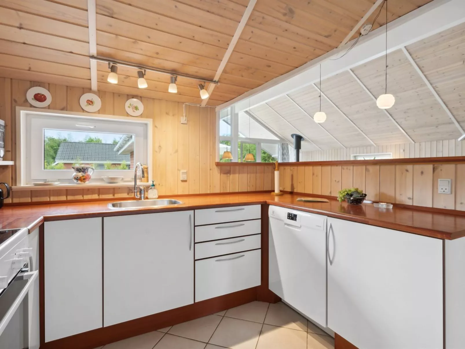 "Erp" - 10km from the sea-Drinnen