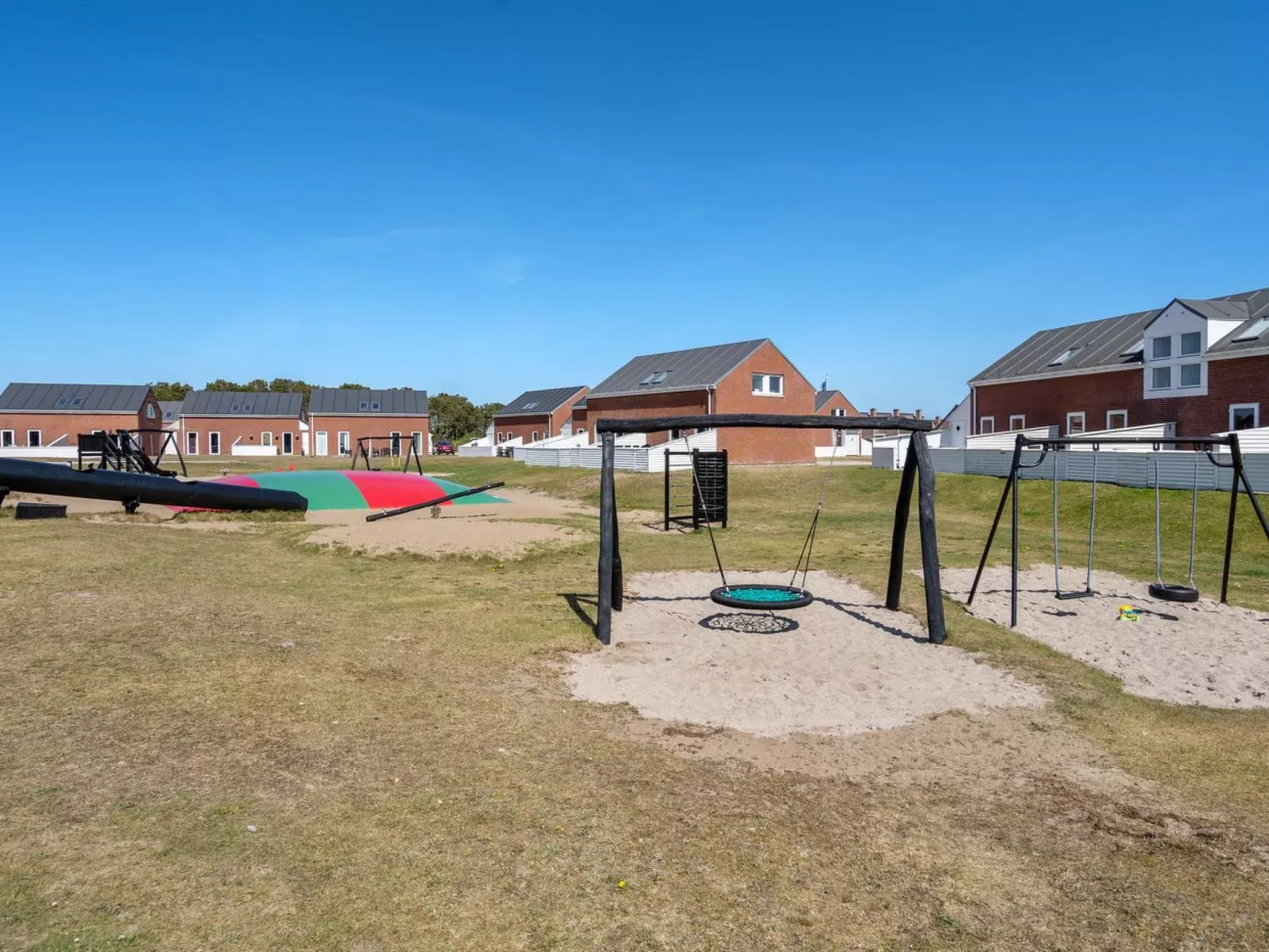 "Gerharde" - 2.3km from the sea-Inside