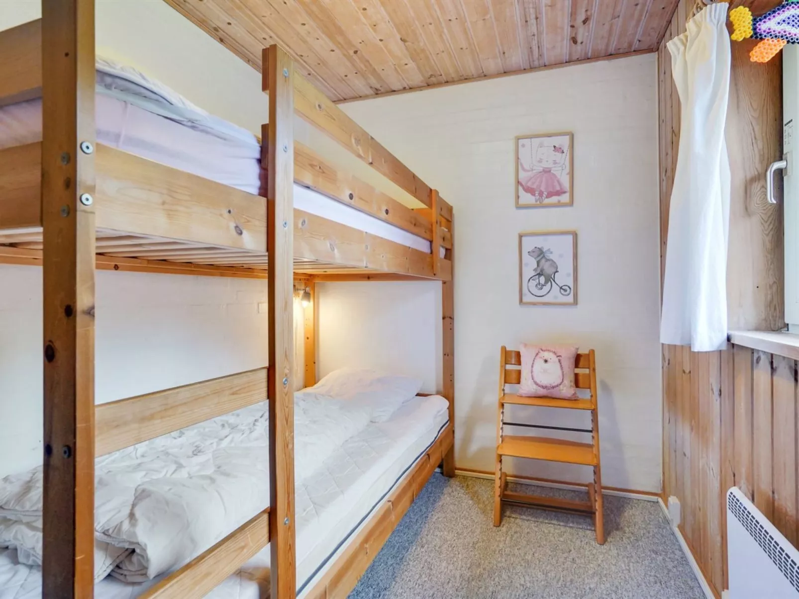 "Elika" - 900m to the fjord-Dedans