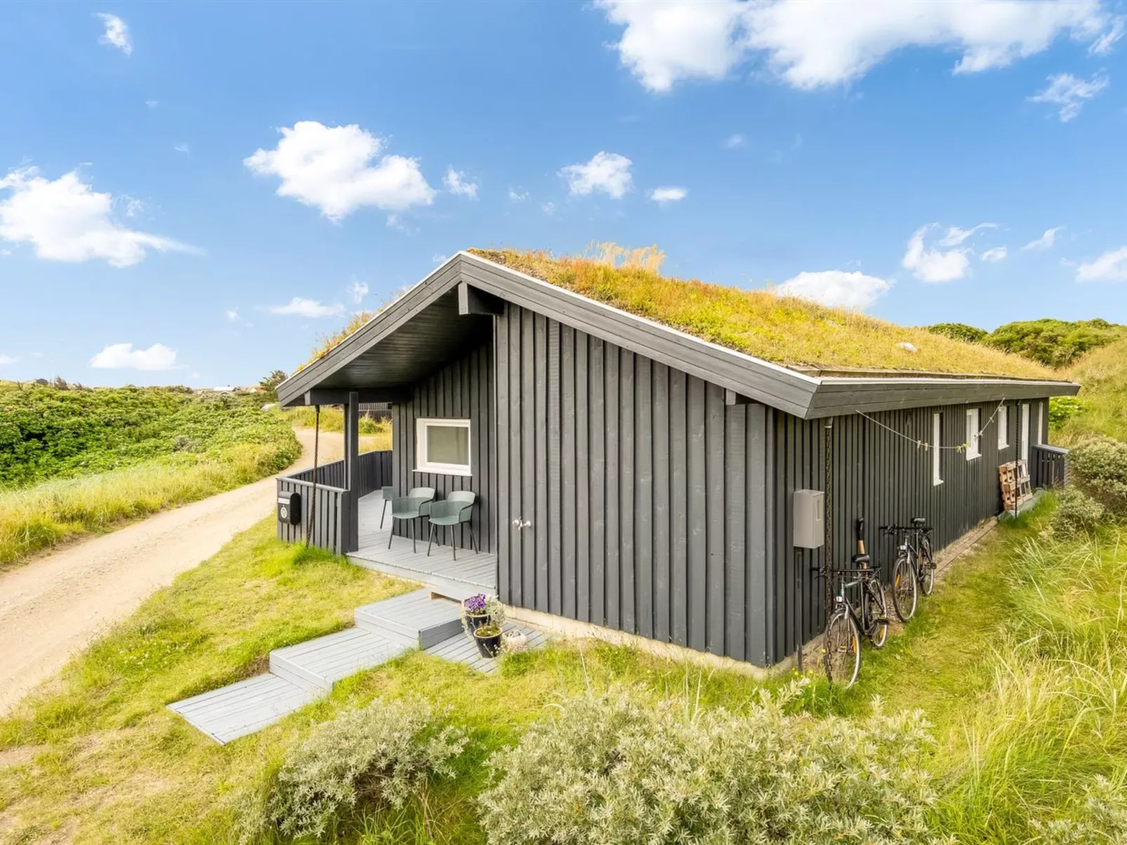 "Rosemari" - 260m from the sea-Draußen