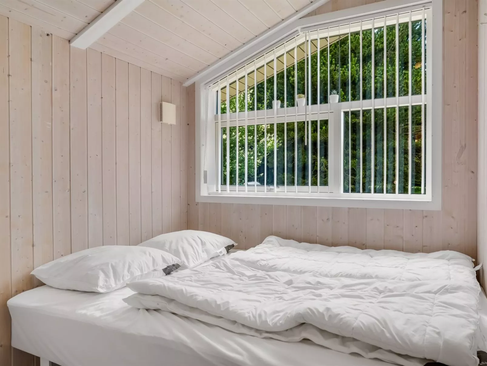 "Barnet" - 2.2km from the sea-Dedans