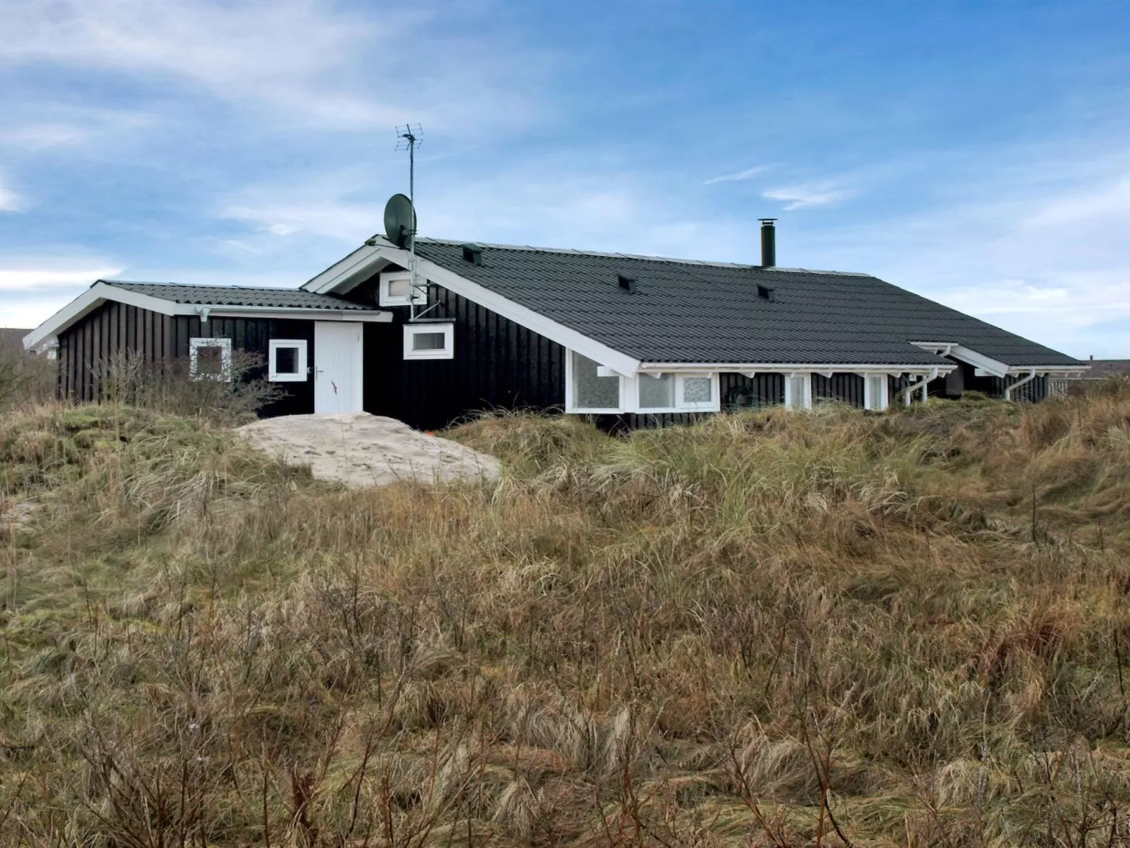 "Sixten" - 450m from the sea-Outside