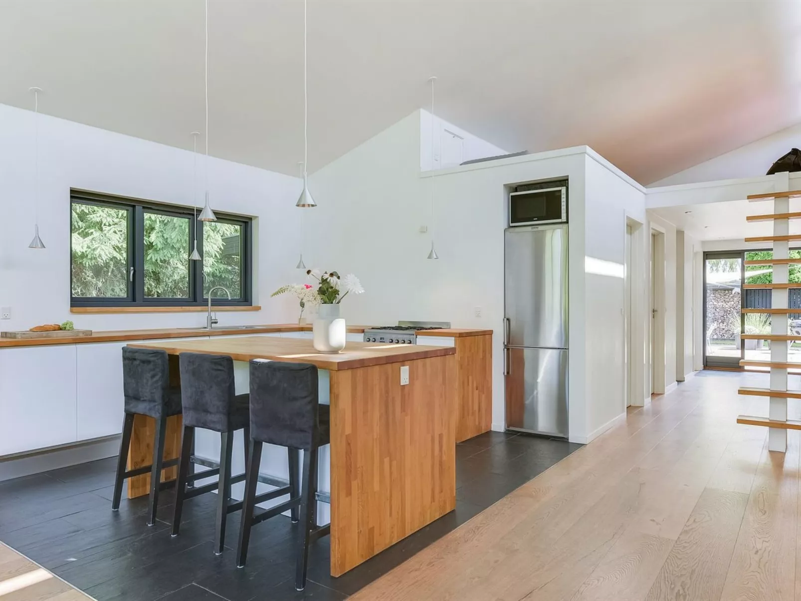 "Pavle" - 700m from the sea-Drinnen