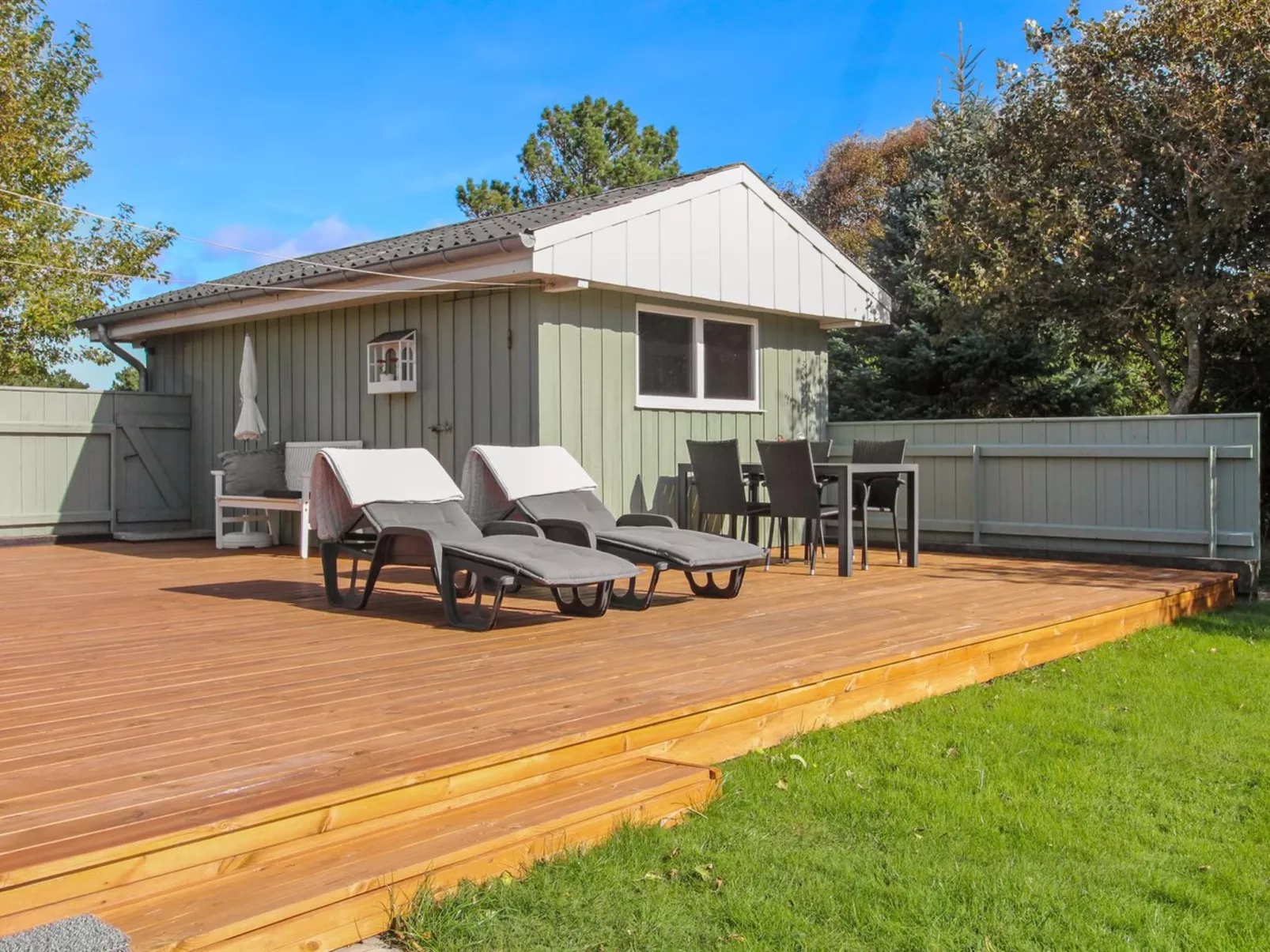 "Livia" - 900m from the sea-Draußen