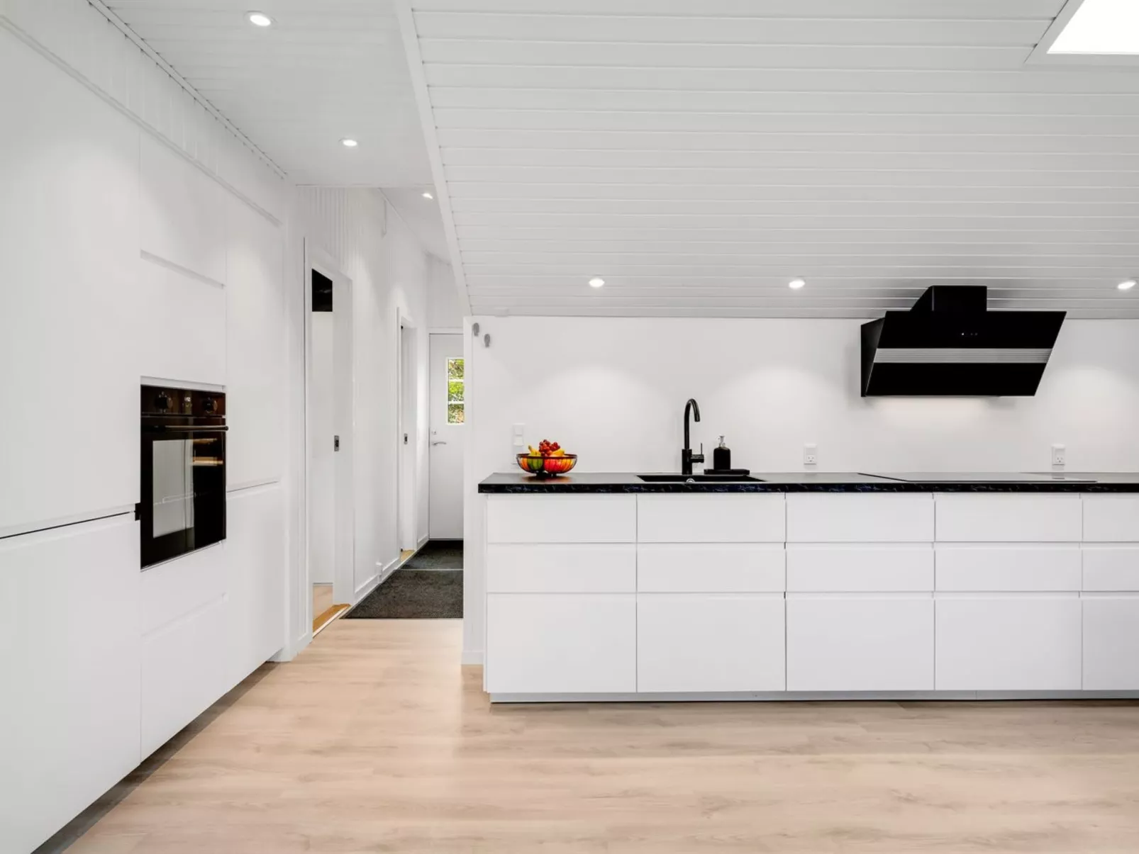 "Kari" - 900m from the sea-Dedans