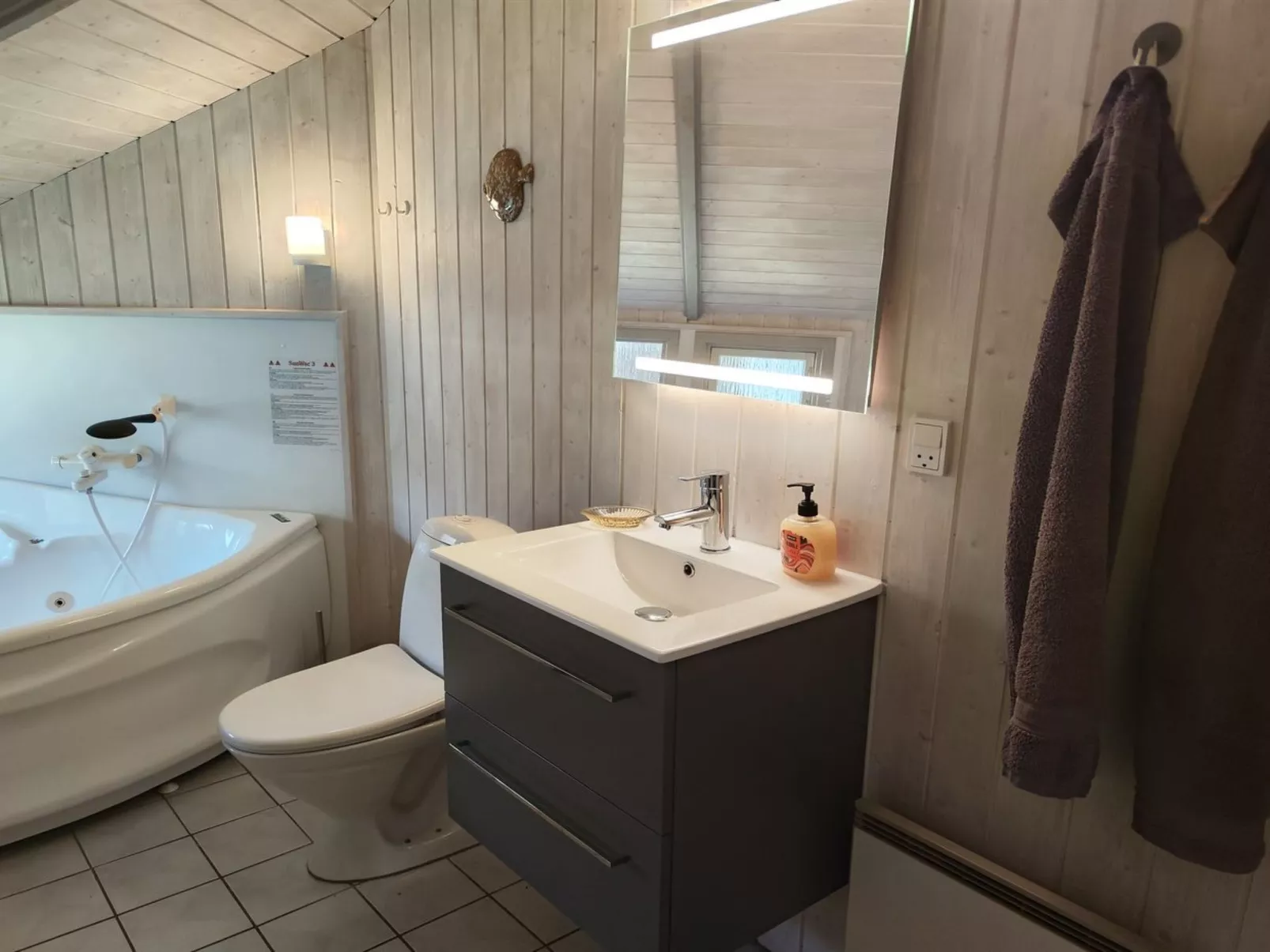 "Torben" - 10km from the sea-Drinnen