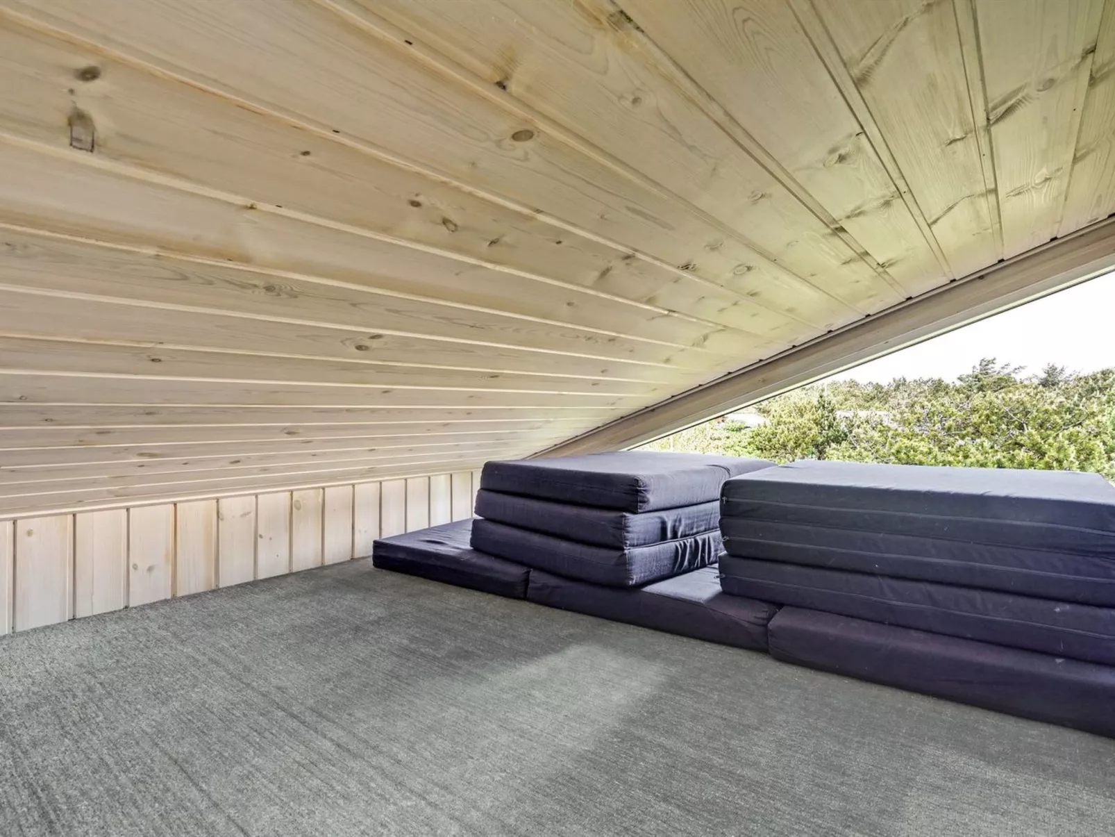 "Arkil" - 300m from the sea-Drinnen