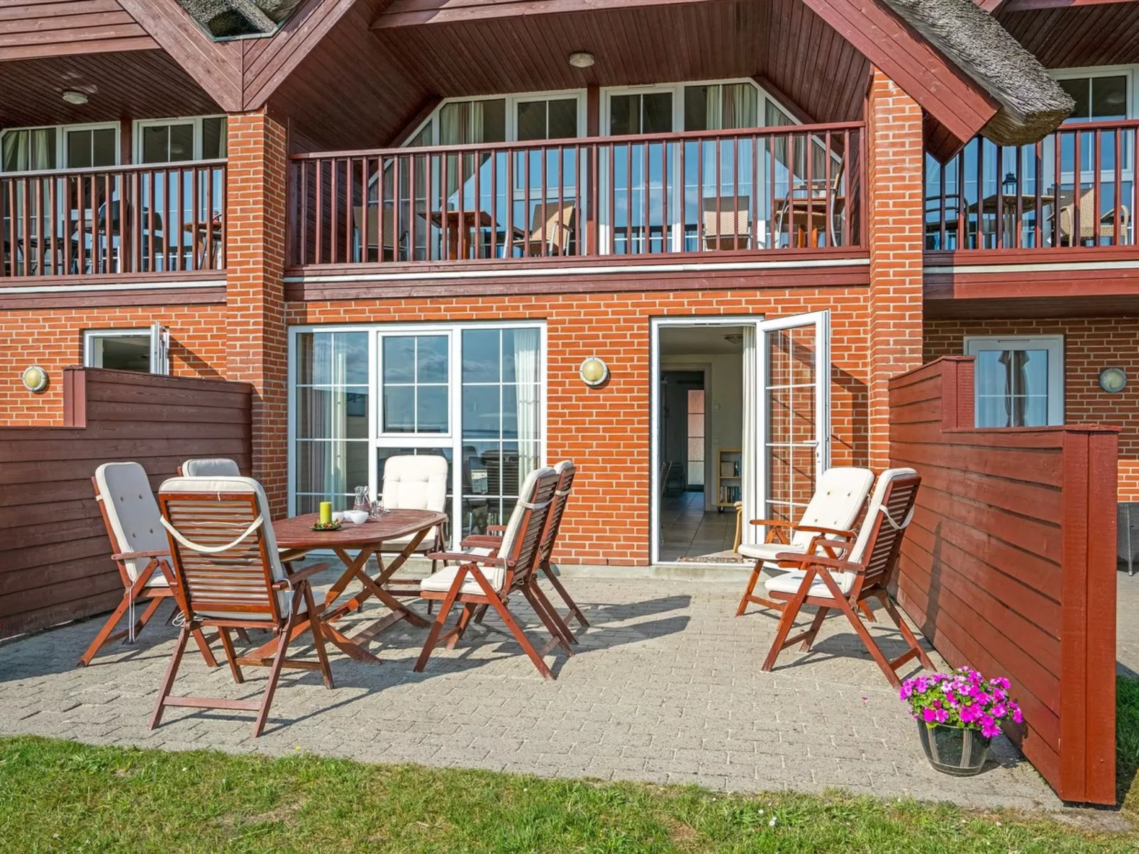 "Henrietta" - 3.5km from the sea-Dehors