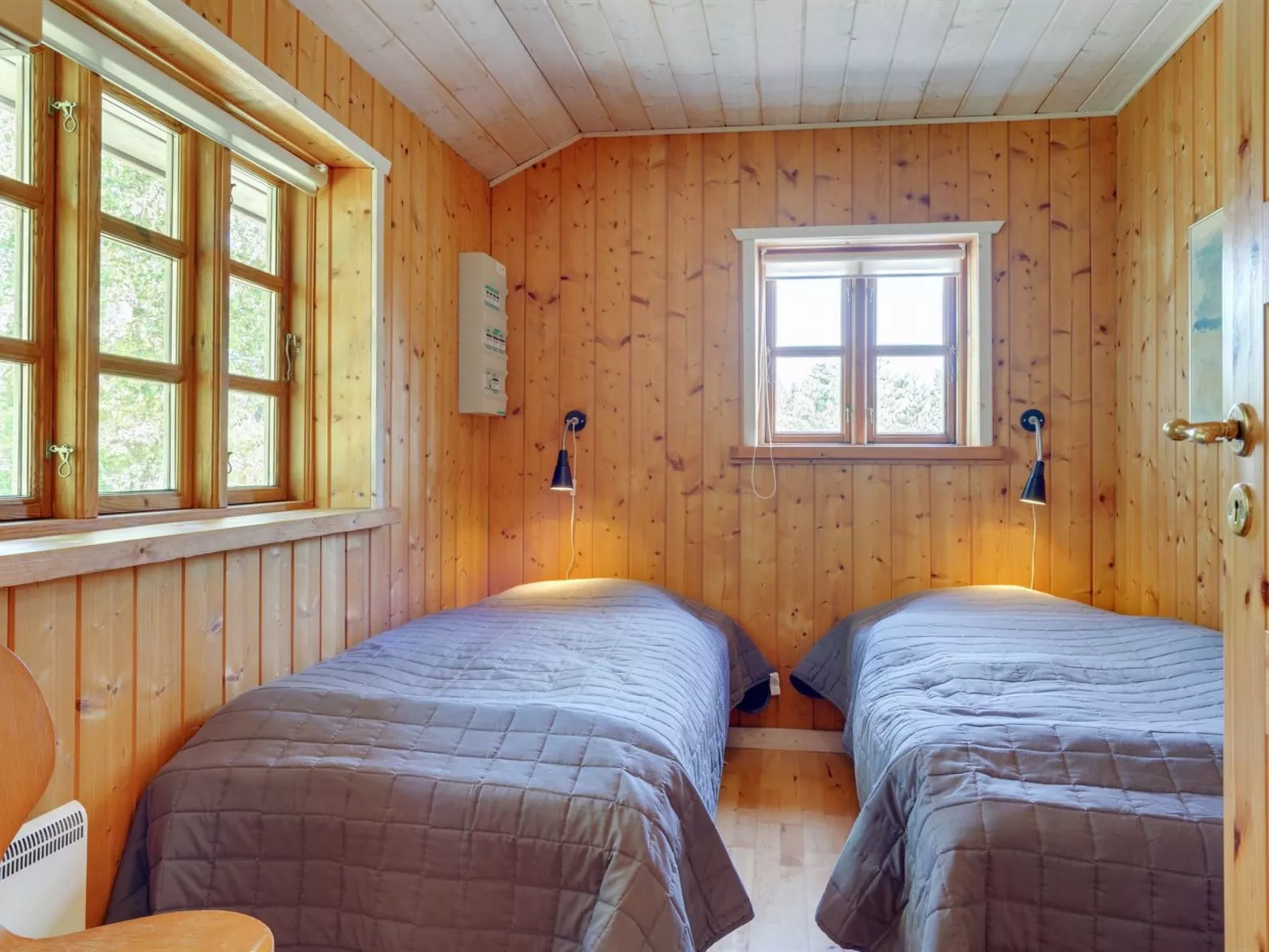 "Hæryst" - 175m from the sea-Inside