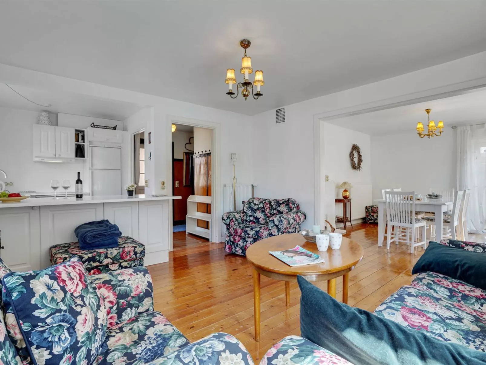 "Ater" - 800m from the sea-Inside