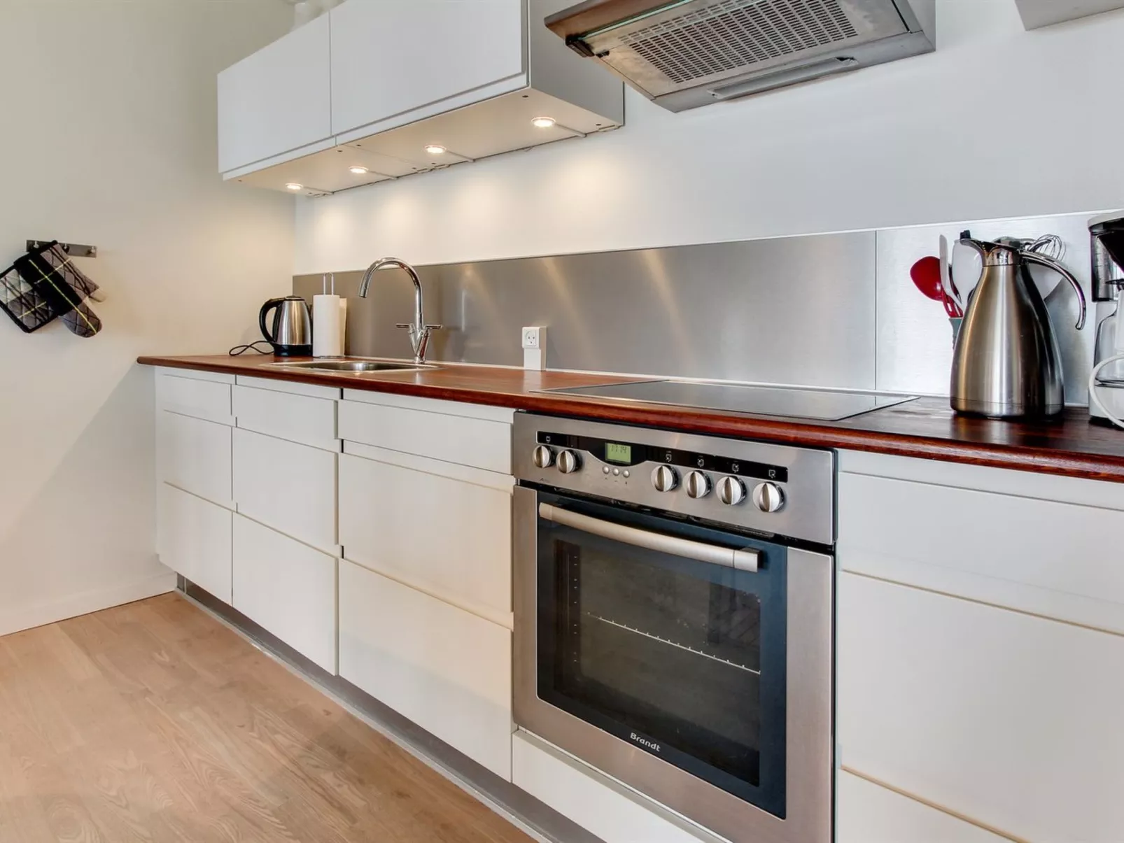 "Frederique" - 400m from the sea-Dedans