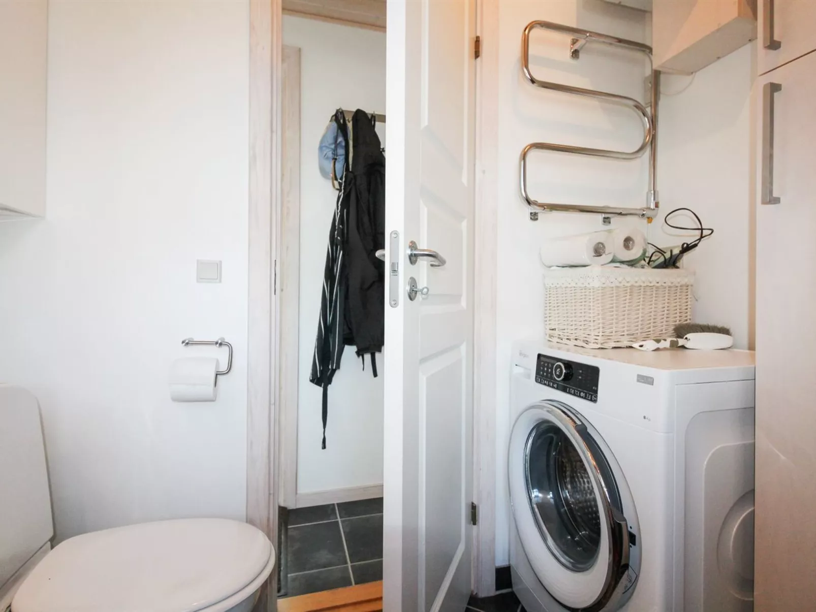 "Grim" - 5m from the sea-Inside