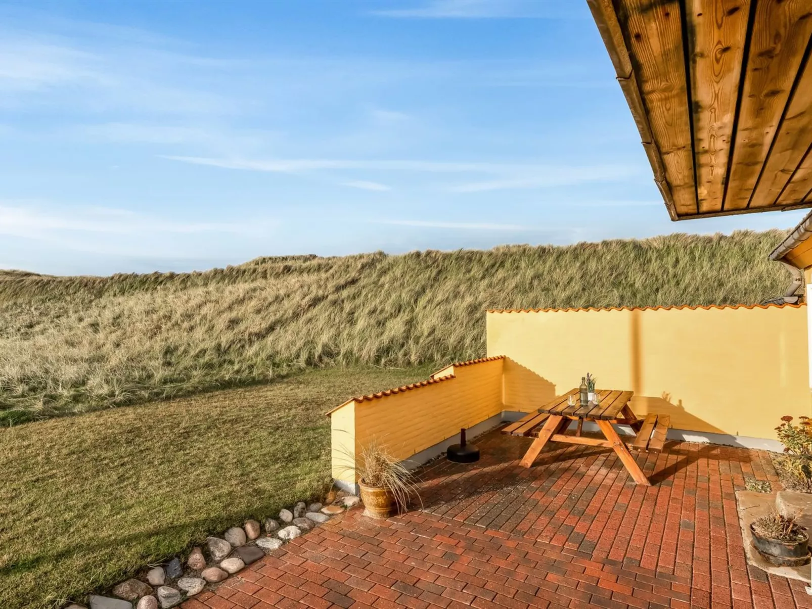 "Ali" - 75m from the sea-Draußen