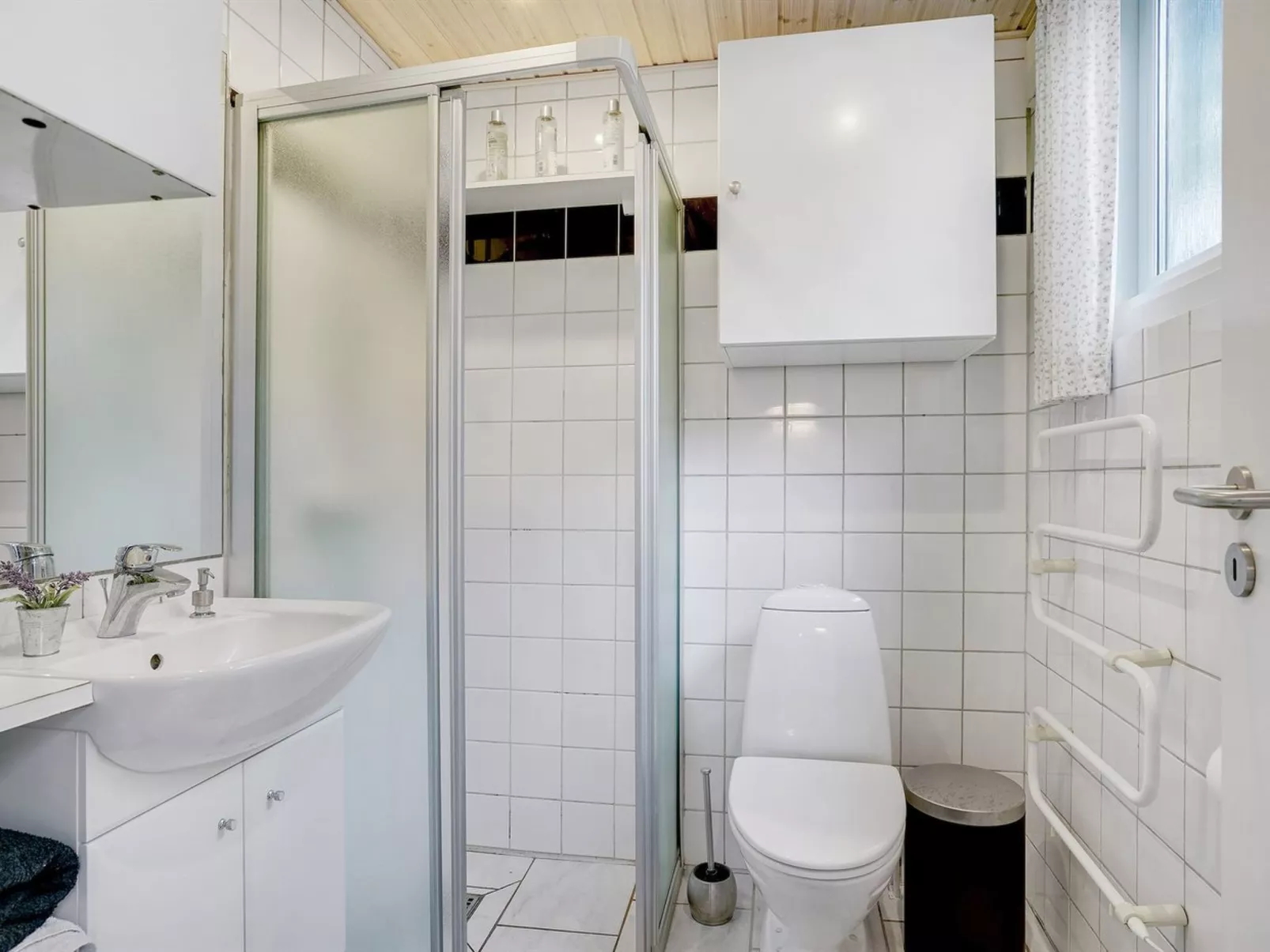 "Torhild" - 150m from the sea-Inside