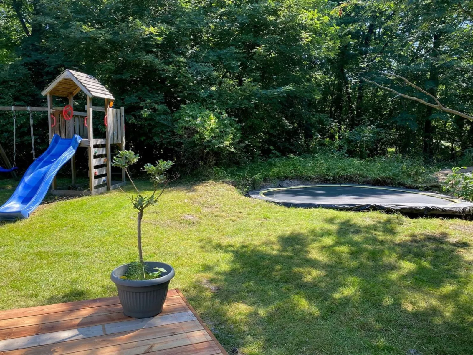 "Lovis" - 600m from the sea-Draußen