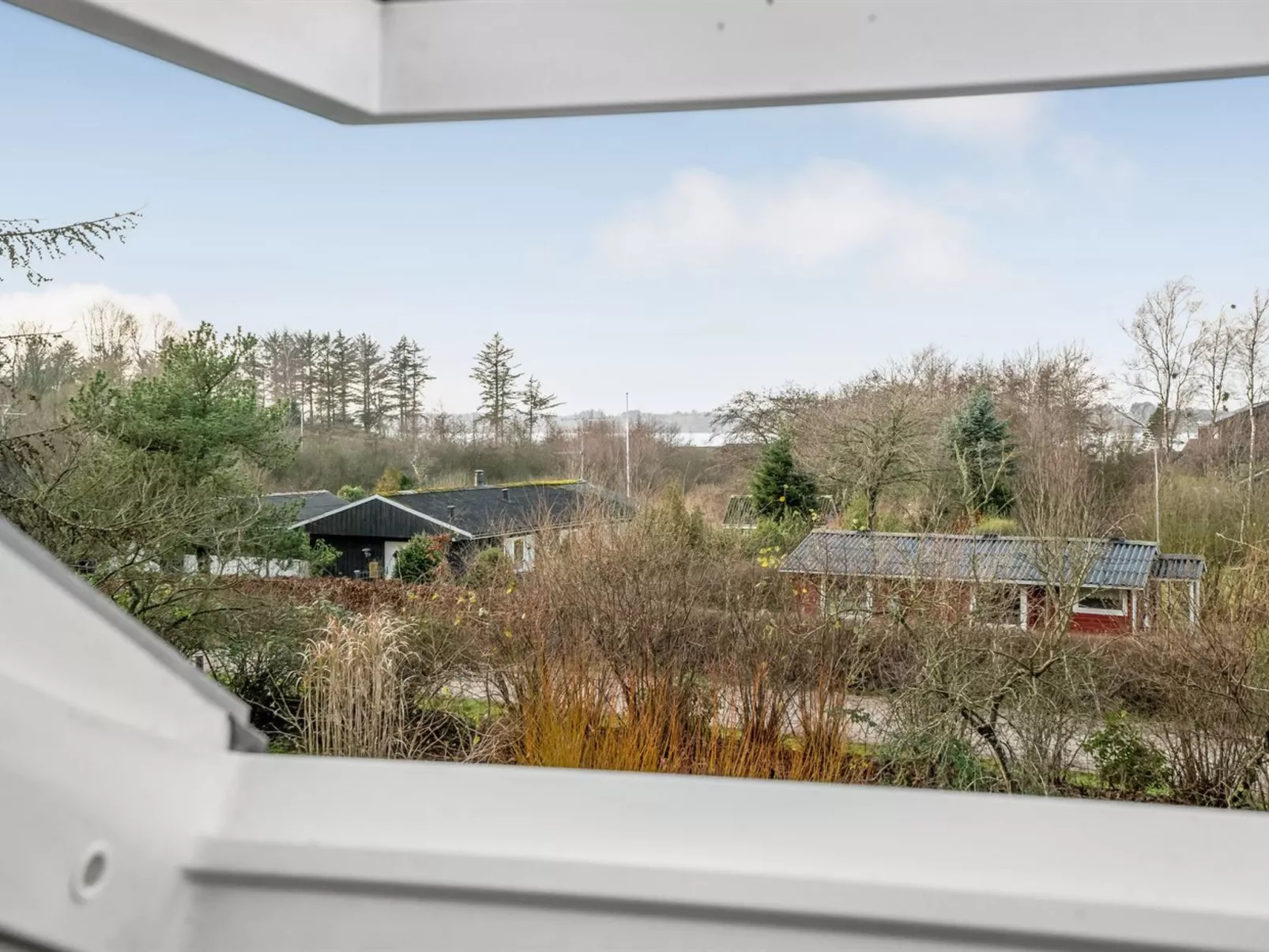 "Krister" - 250m to the fjord-Outside