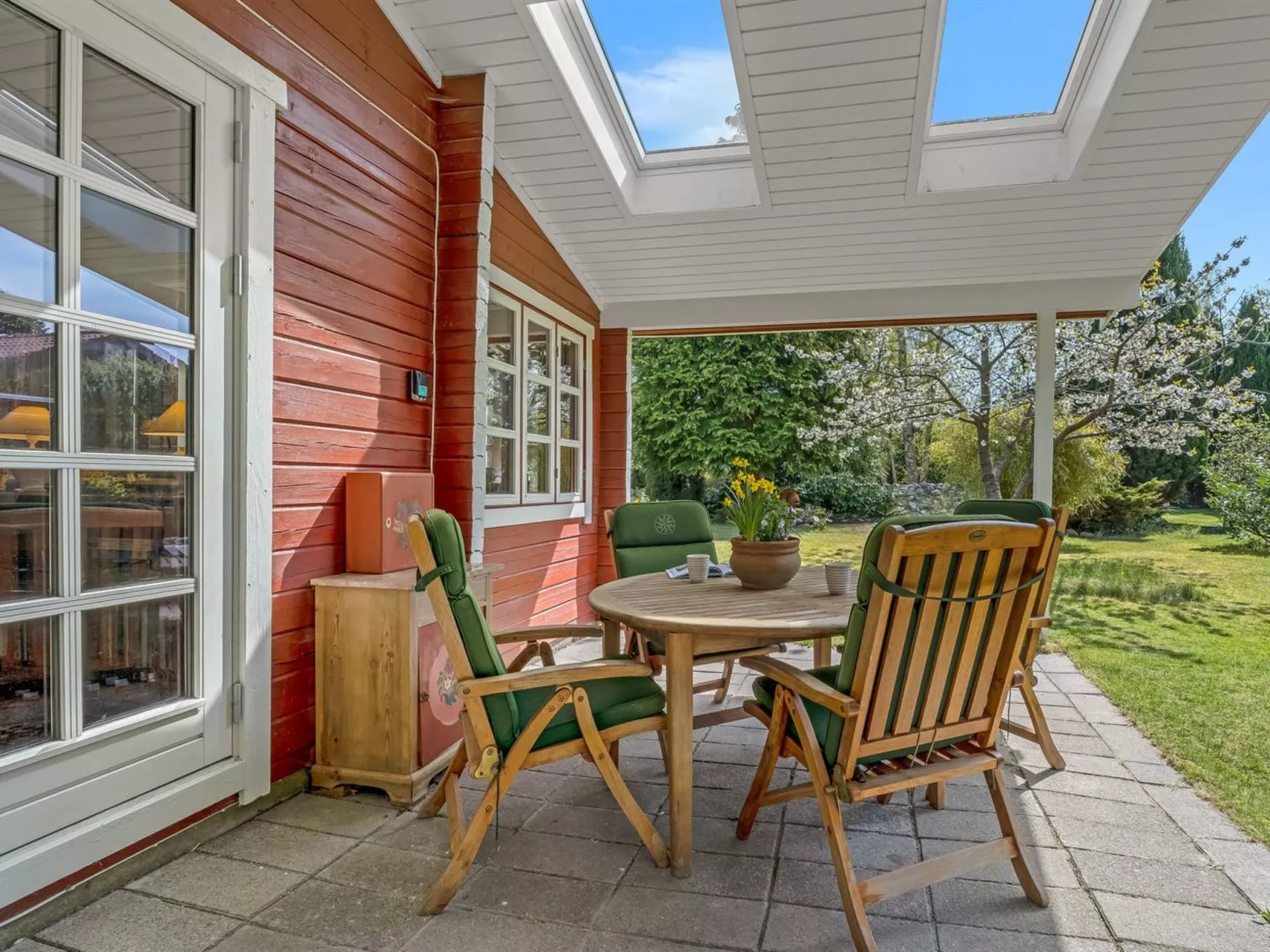 "Berit" - 700m from the sea-Draußen