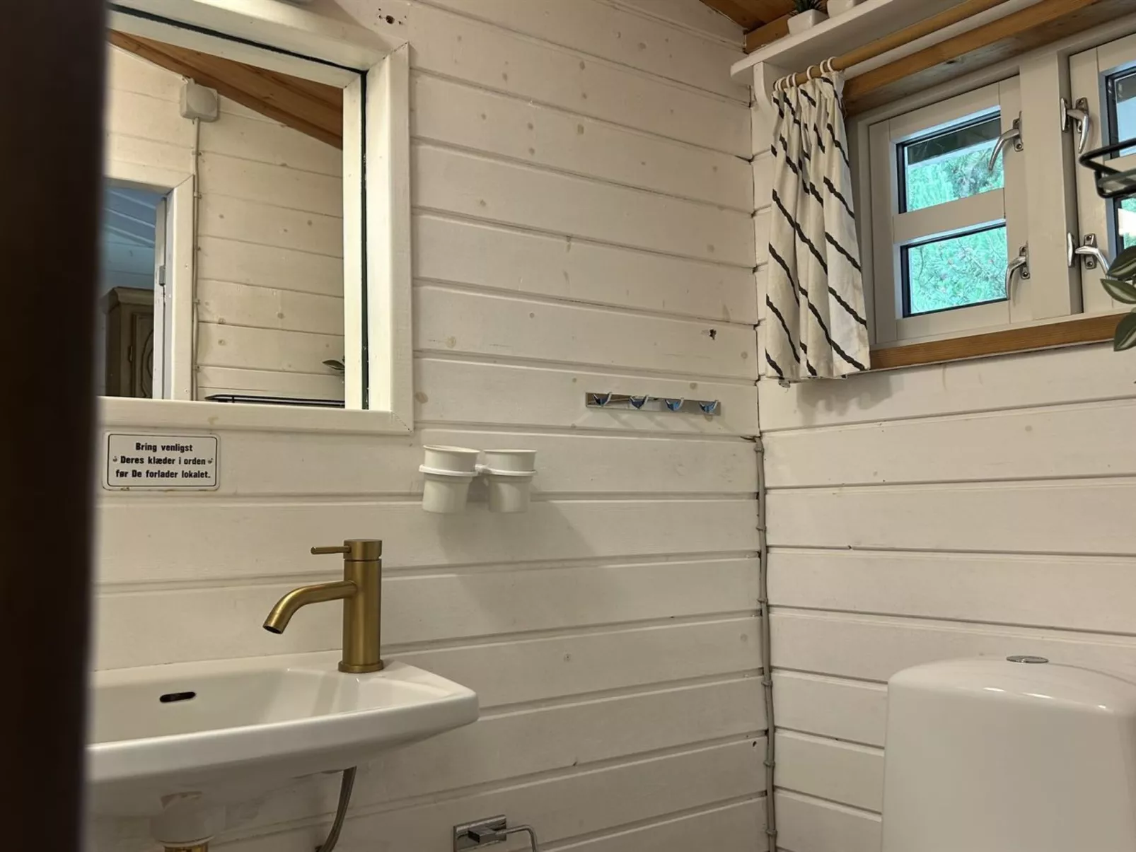 "Reima" - 220m to the fjord-Inside