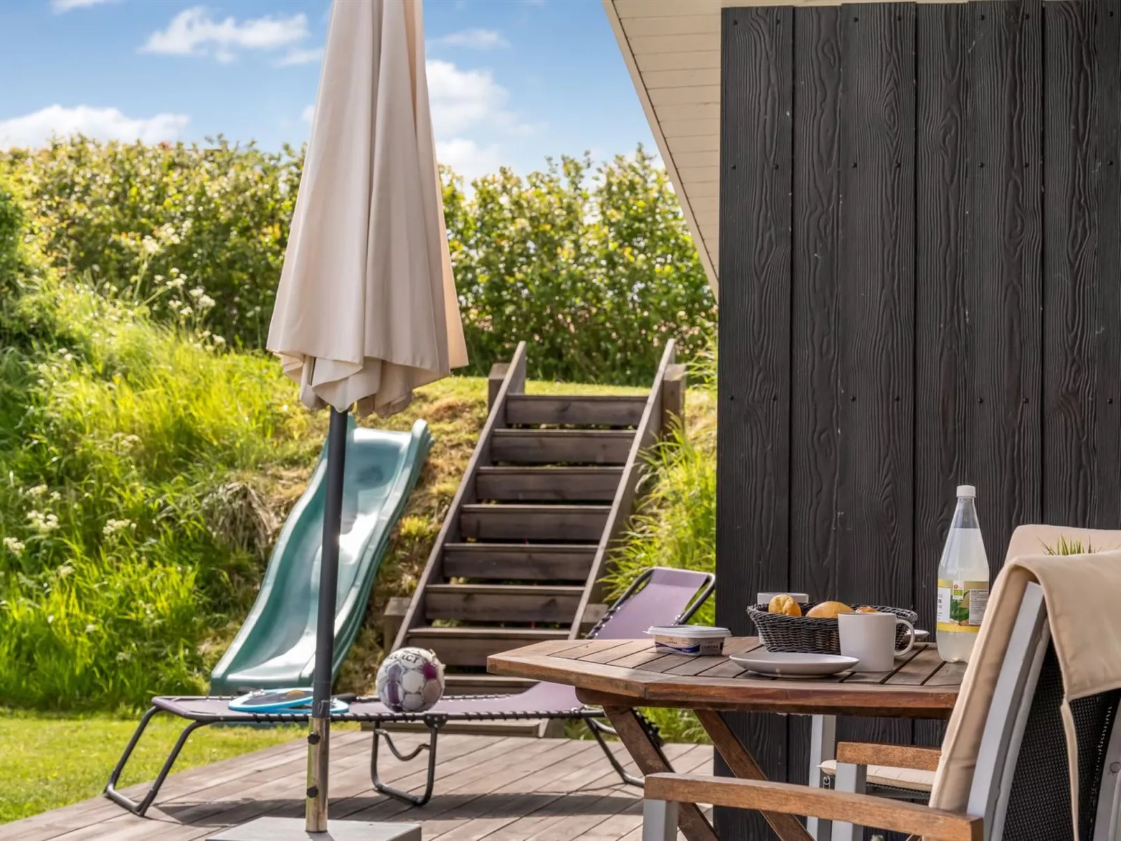 "Tanna" - 330m to the fjord-Outside