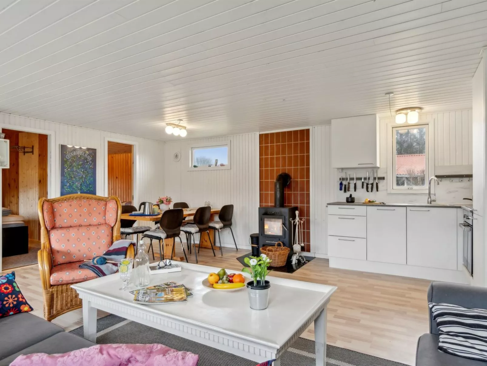 "Karelia" - 800m from the sea-Dedans