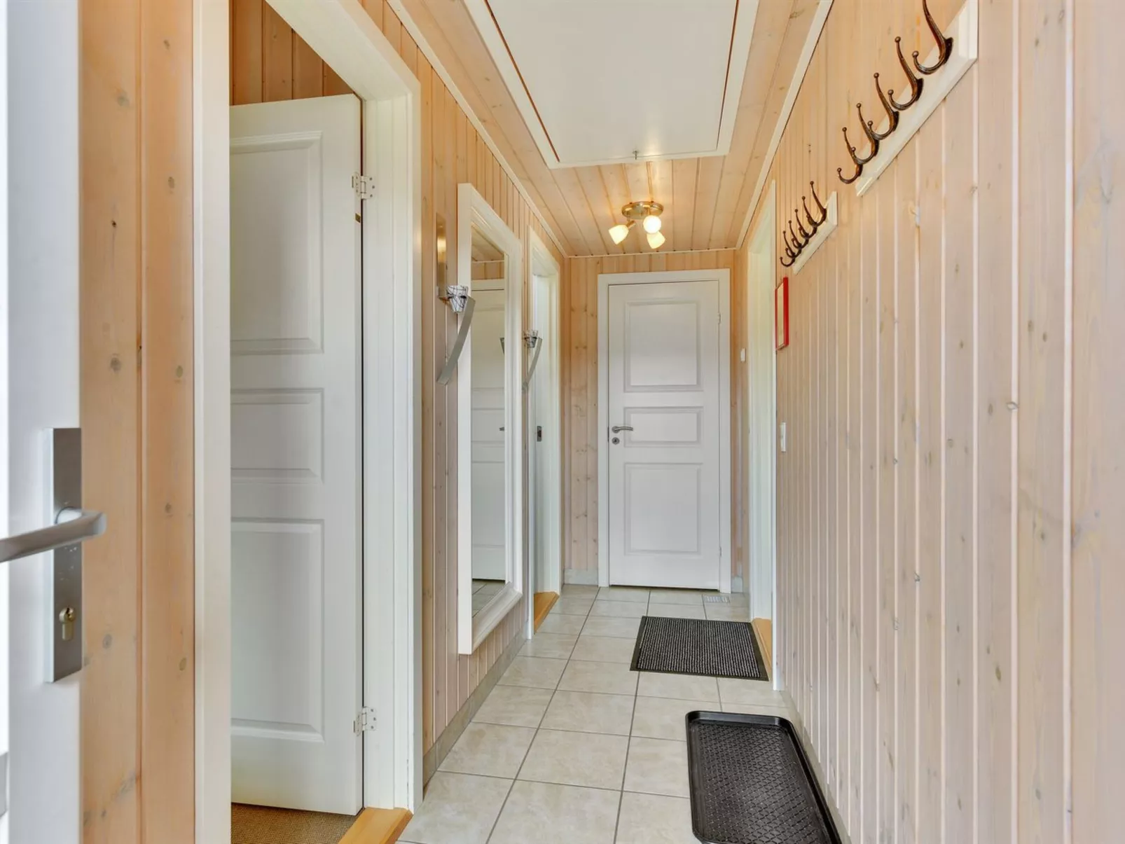 "Wienke" - 300m to the fjord-Dedans