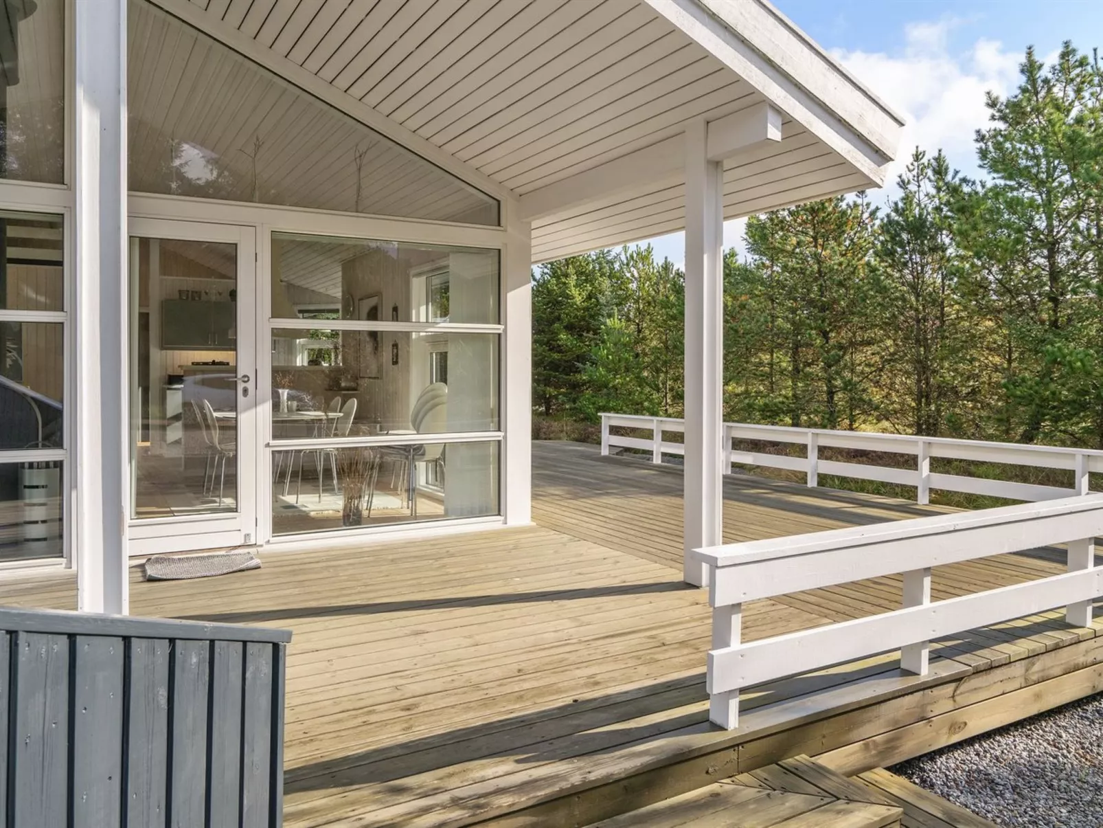 "Alethe" - 1km from the sea-Outside