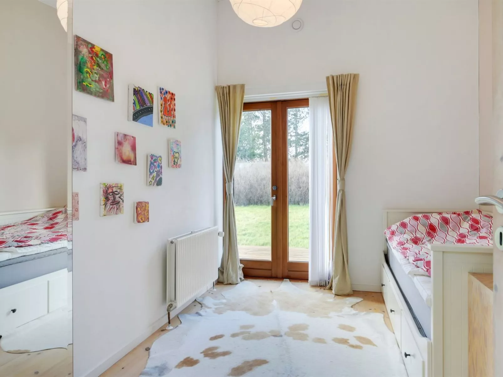 "Esta" -  from the sea-Inside