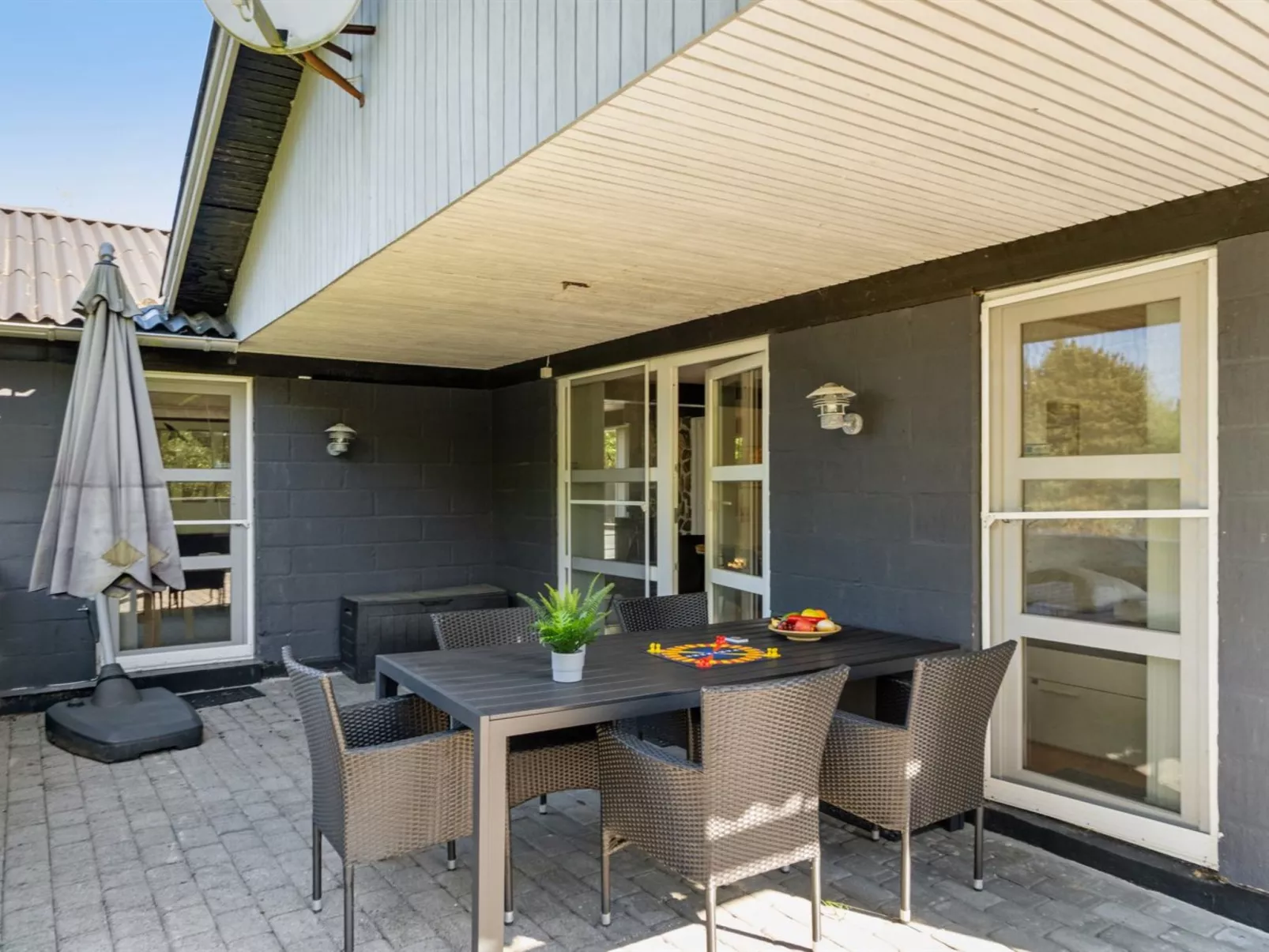 "Glenna" - 1.8km from the sea-Outside