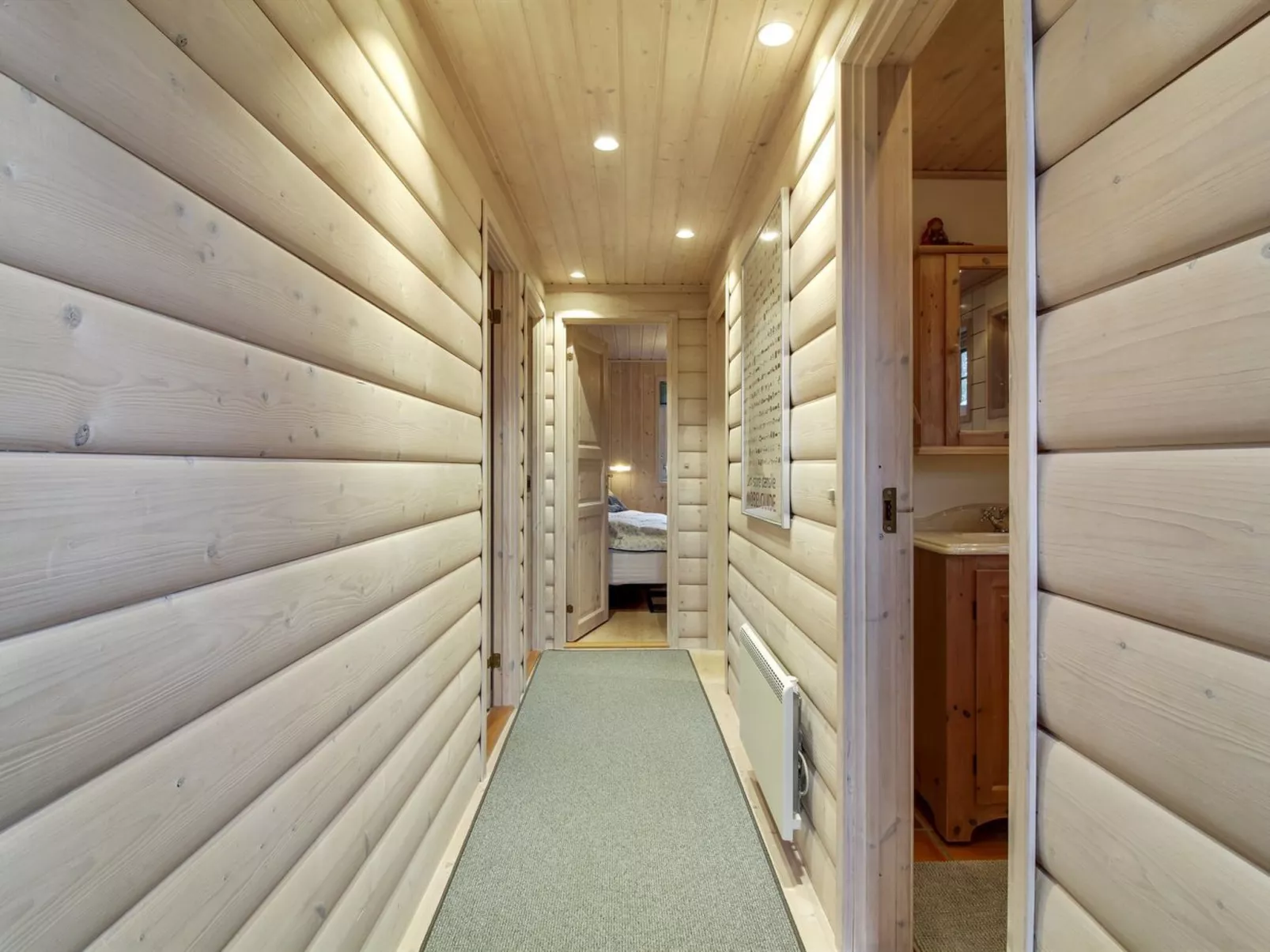 "Jo" - 1.2km from the sea-Dedans