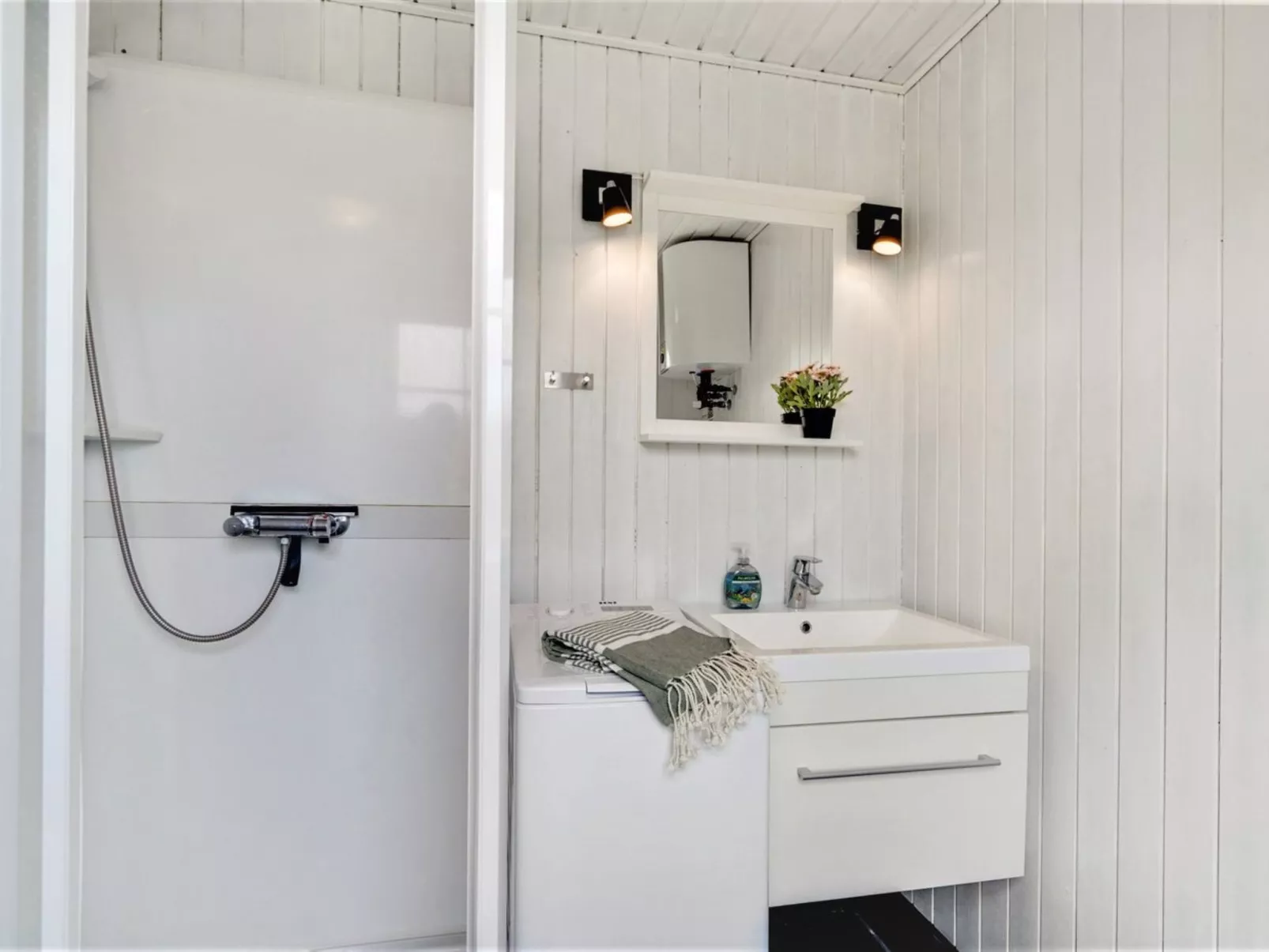 "Maikel" - 900m from the sea-Inside