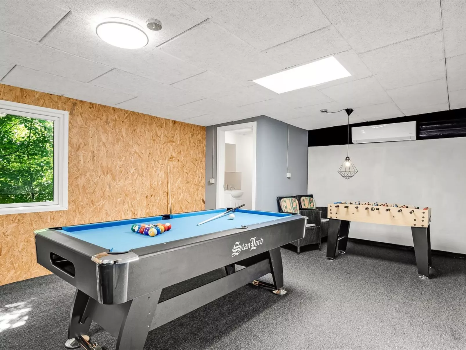 "Aarni" - 250m to the fjord-Inside