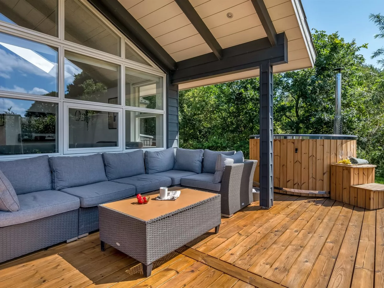 "Alrike" - 850m from the sea-Draußen