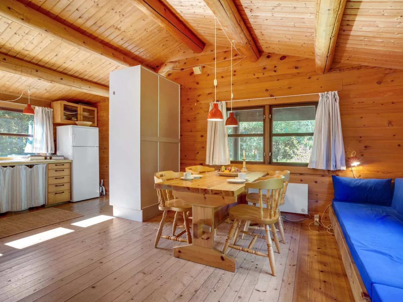 "Beatrix" - 700m from the sea-Drinnen