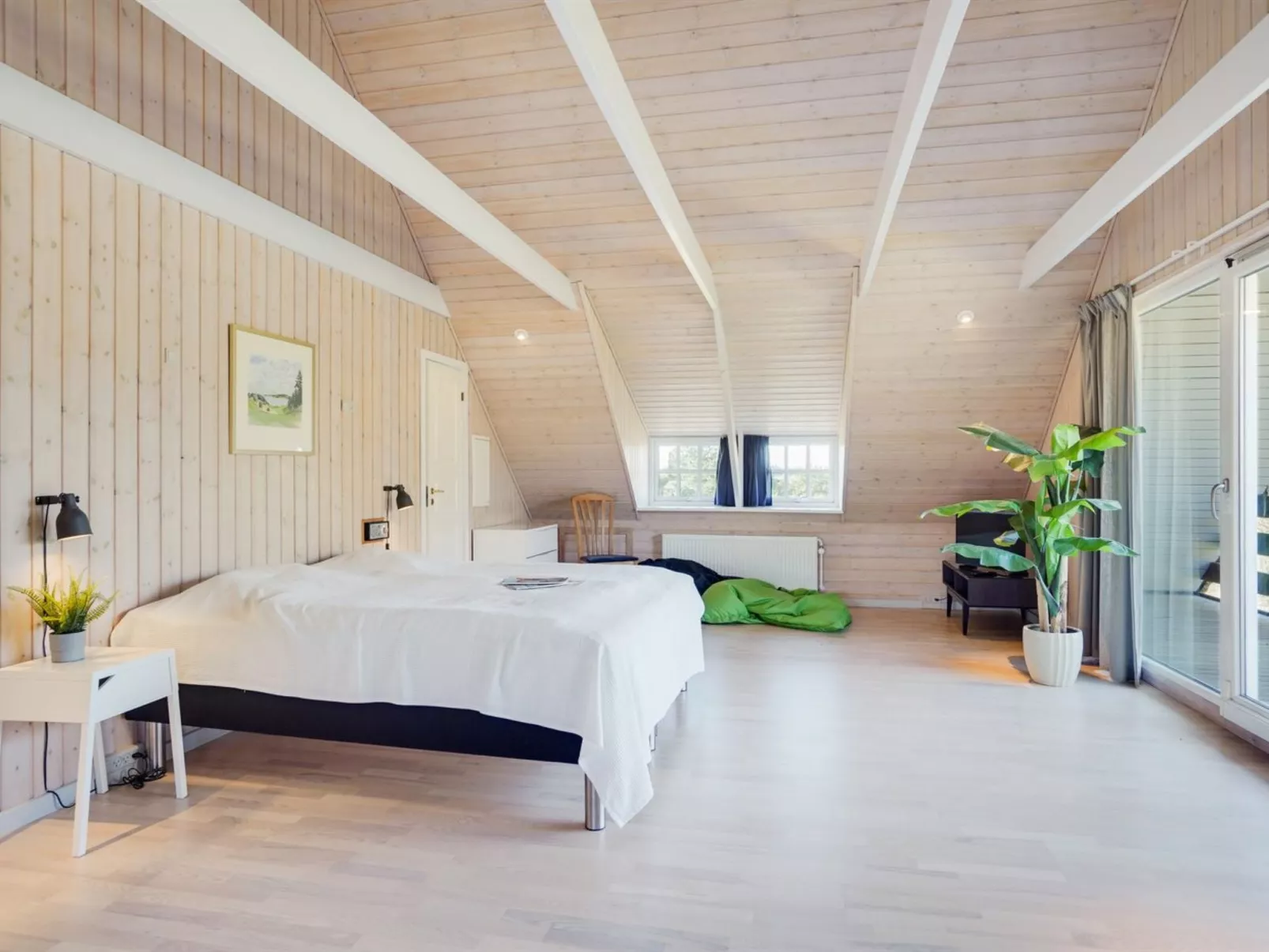 "Gertrudis" - 2km to the fjord-Inside