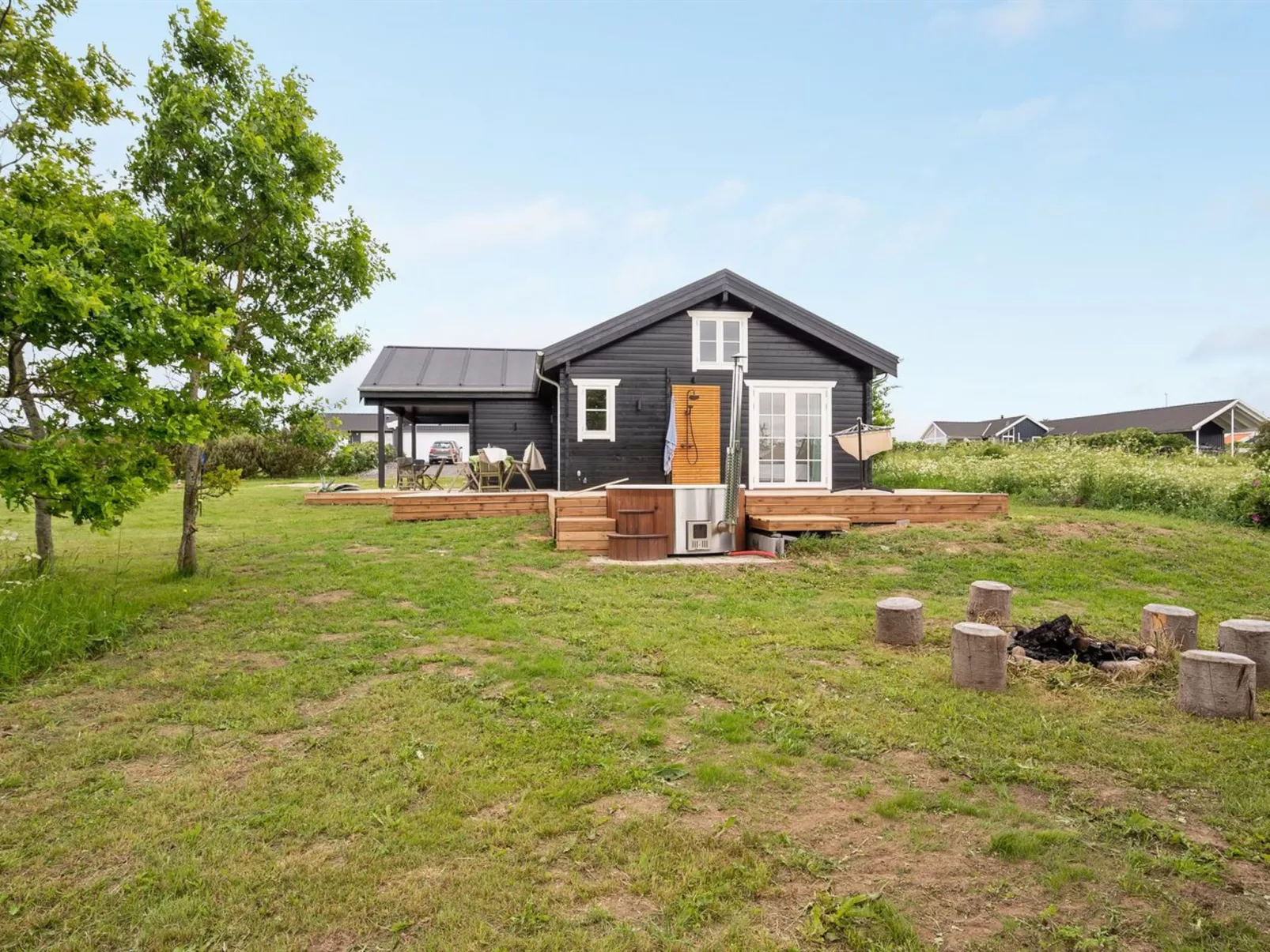 "Siebelt" - 200m from the sea-Outside