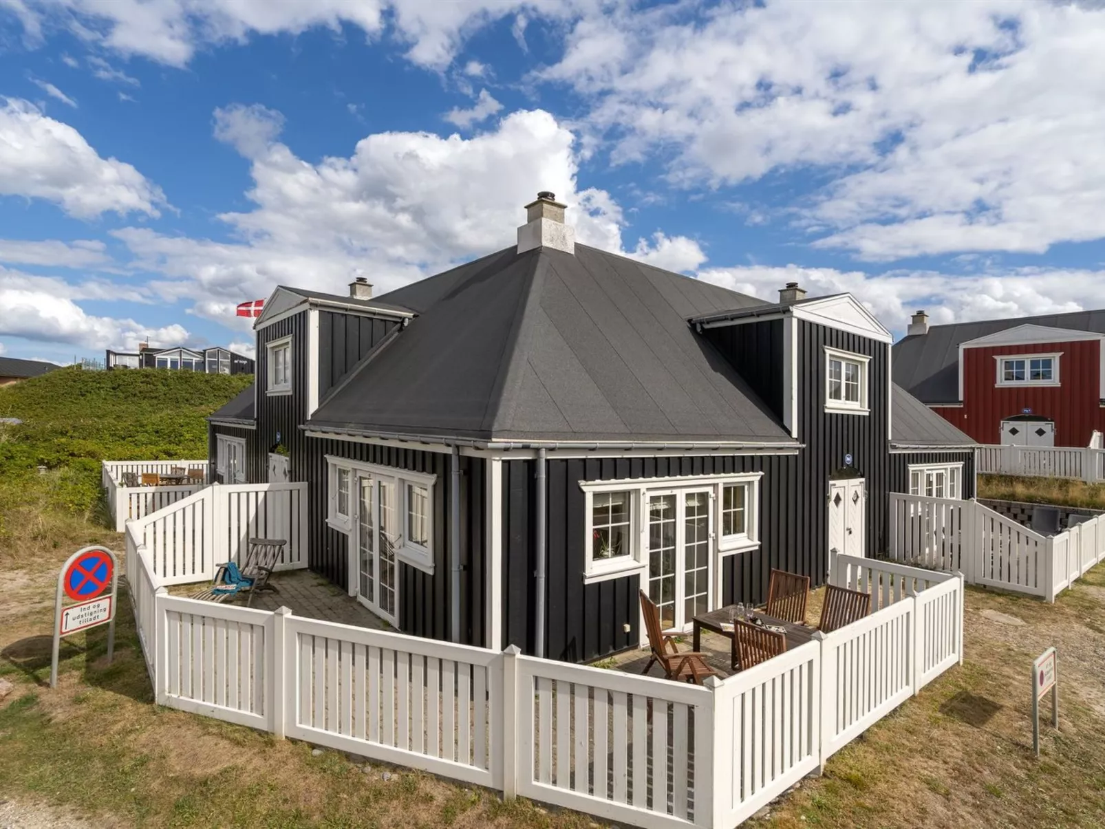 "Jannike" - 100m from the sea-Outside