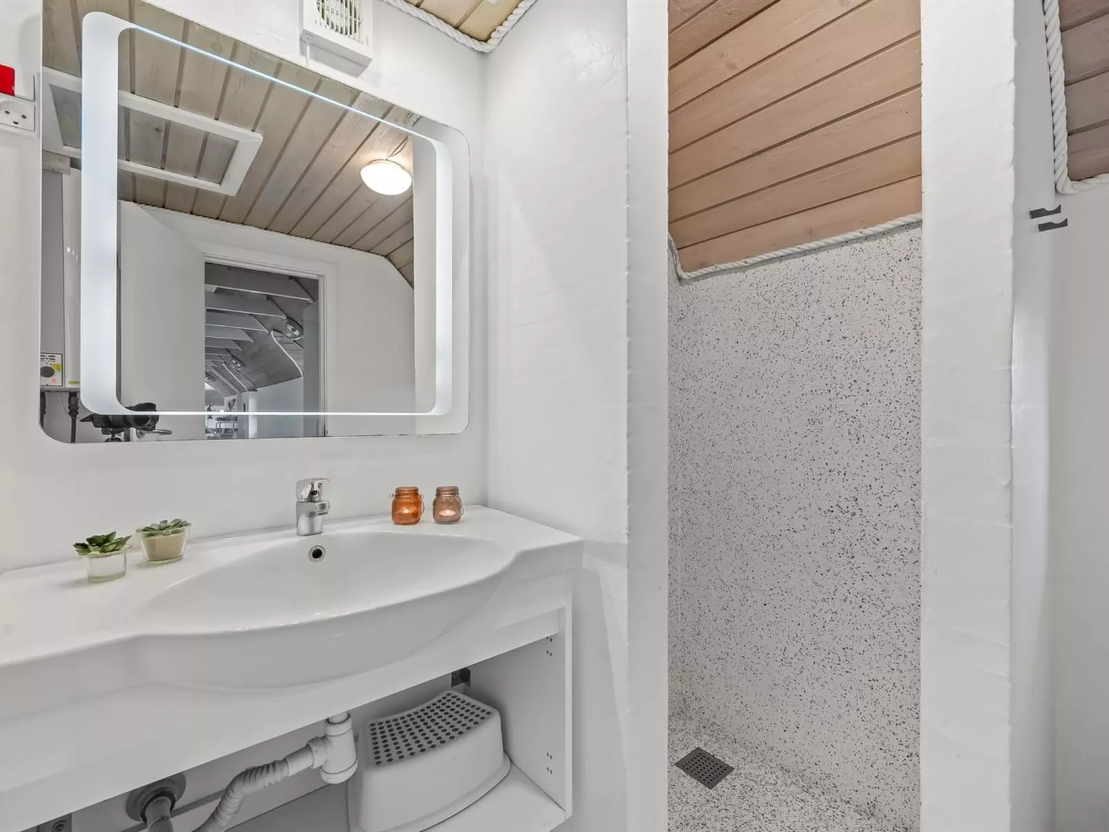 "Alexia" - 300m from the sea-Dedans