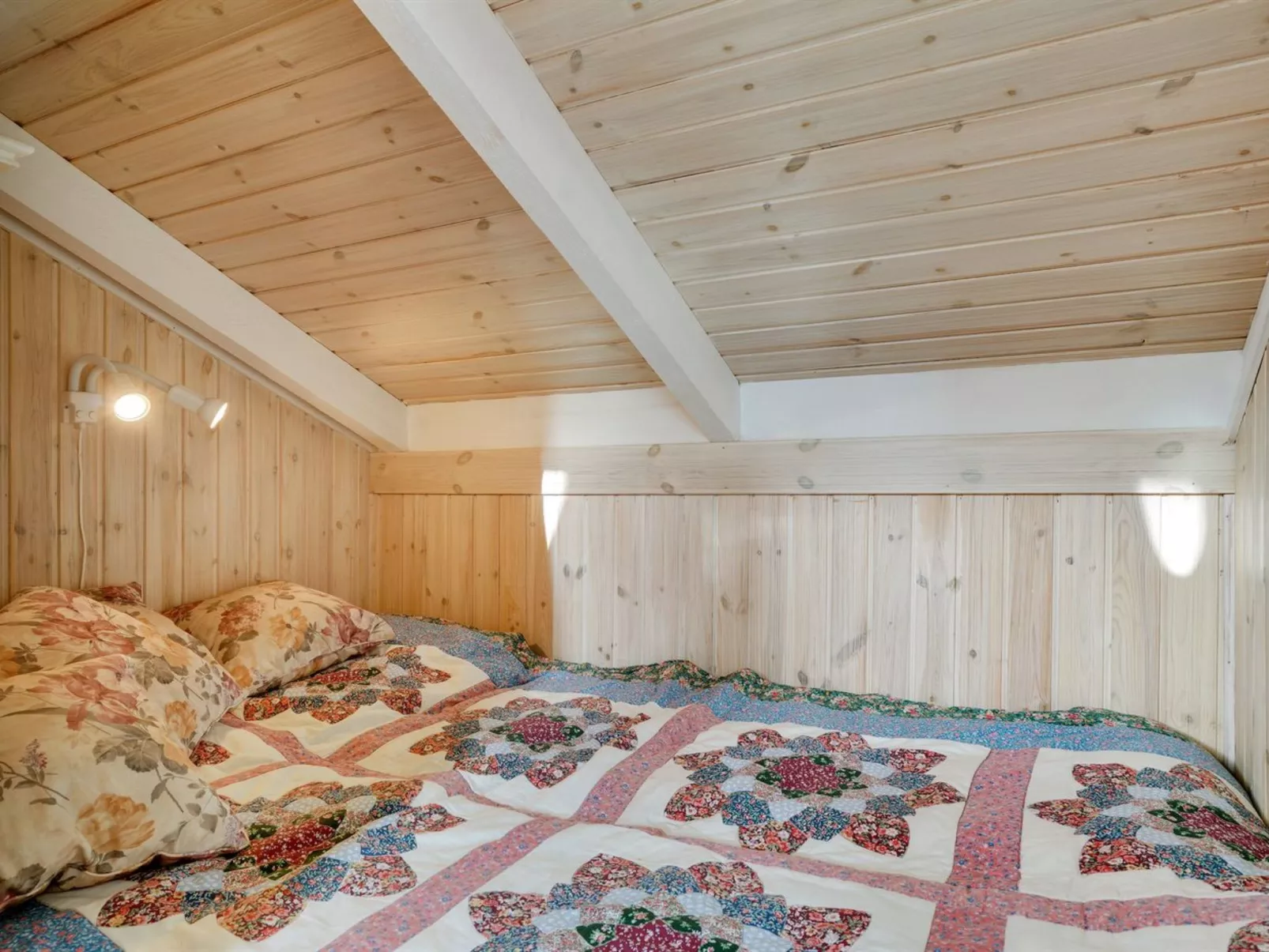 "Peter" - 400m from the sea-Inside