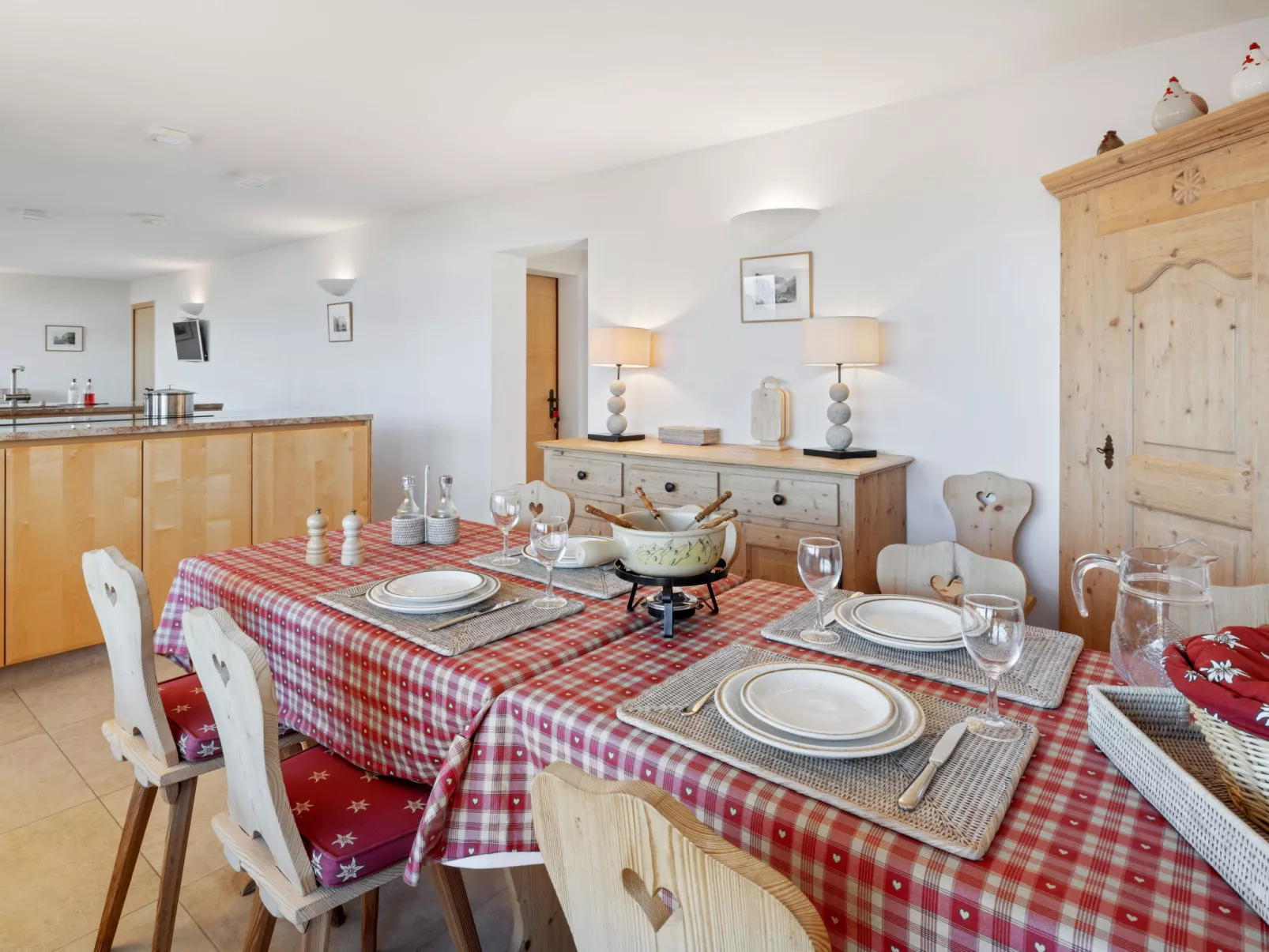 Les Aiguilles Vertes Rez inférieur-Inside