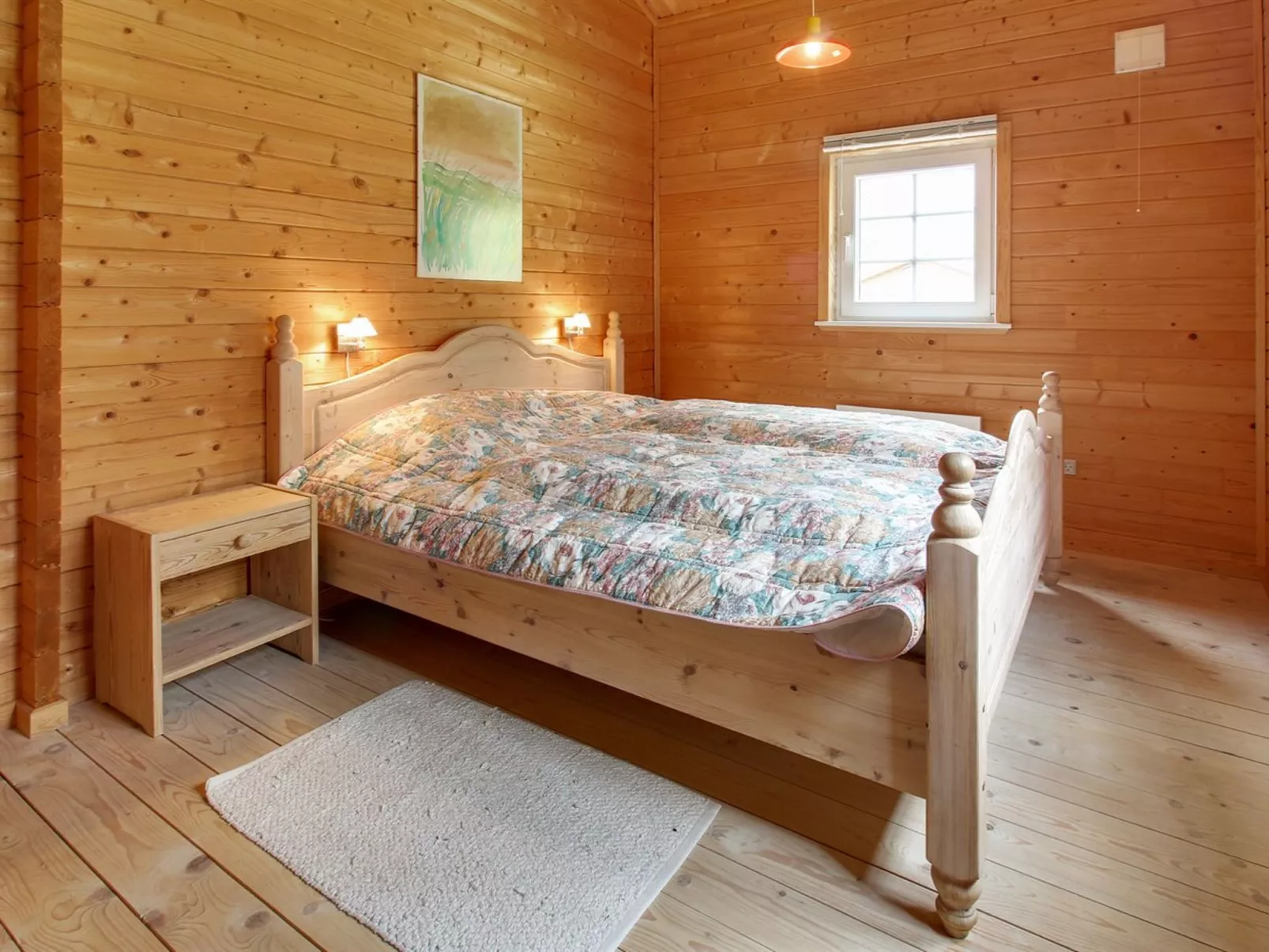 "Ulvi" - 300m to the fjord-Drinnen