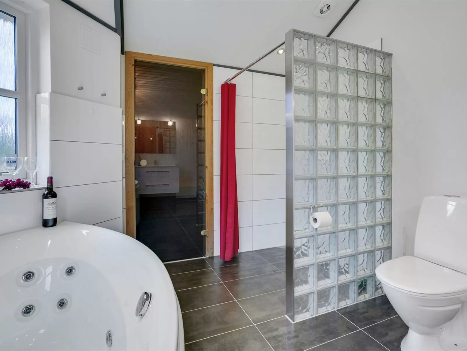 "Hekla" - 30km from the sea-Drinnen