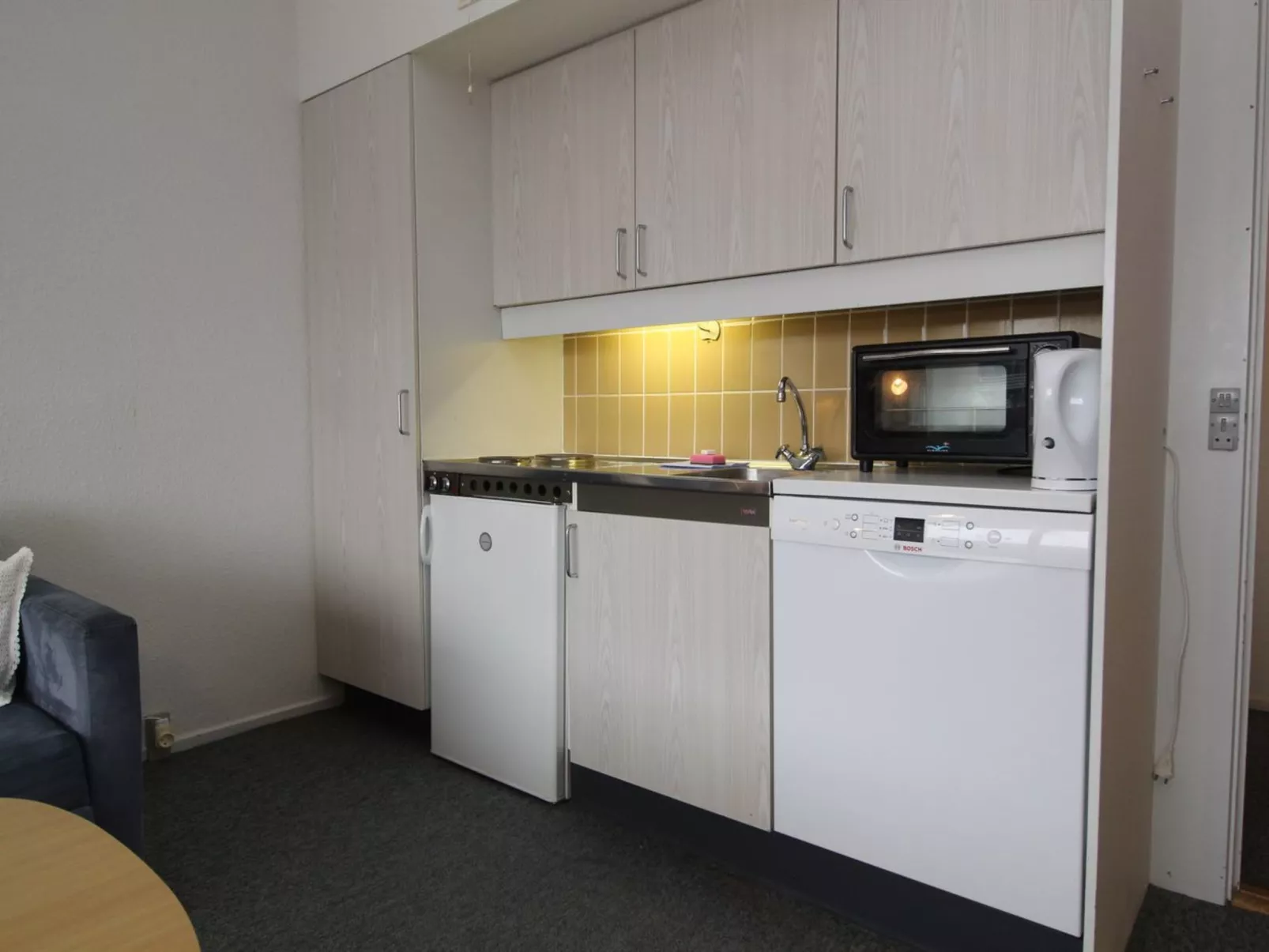 "Britt" - 100m from the sea-Dedans