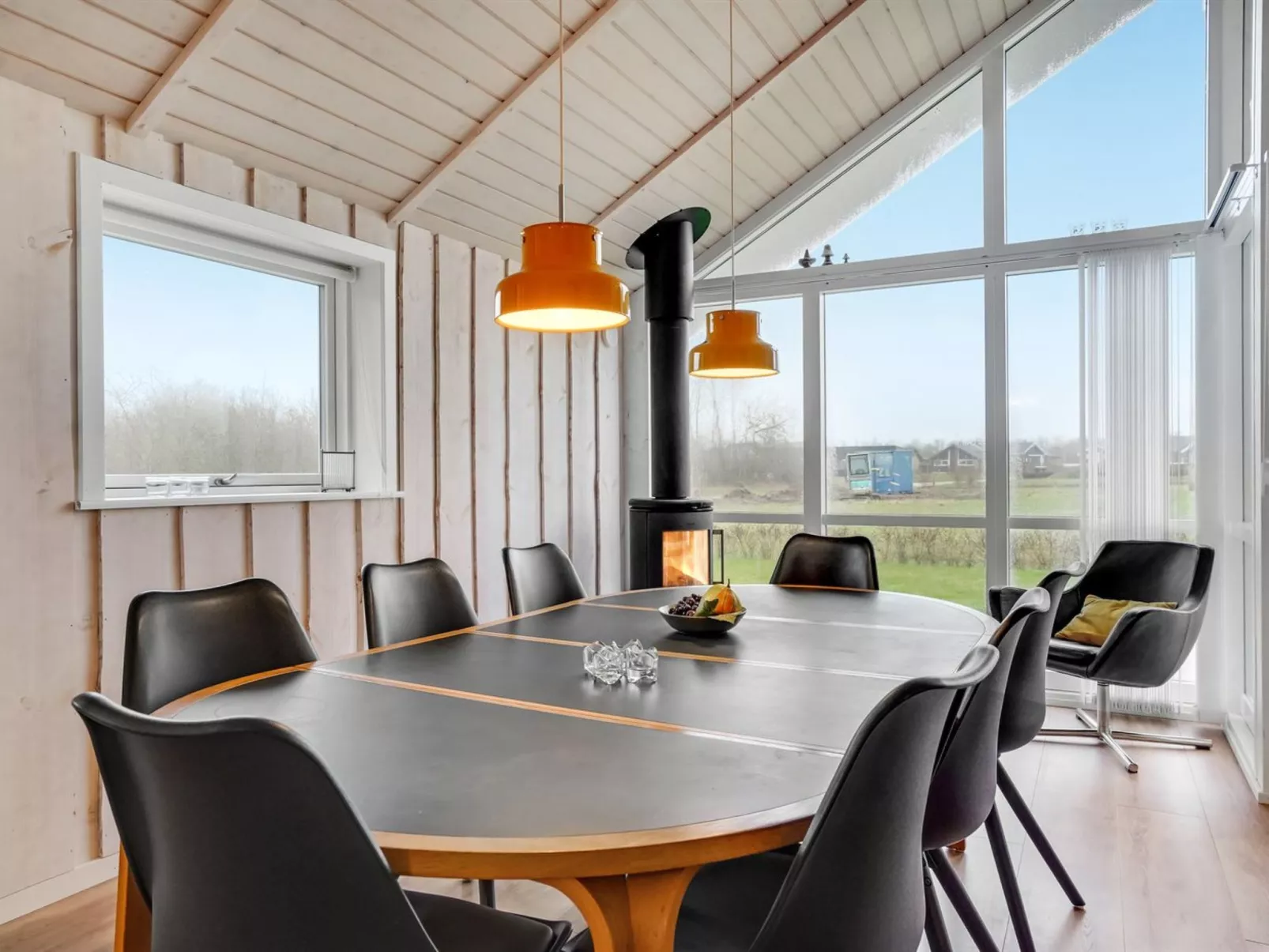 "Ano" - 950m from the sea-Inside