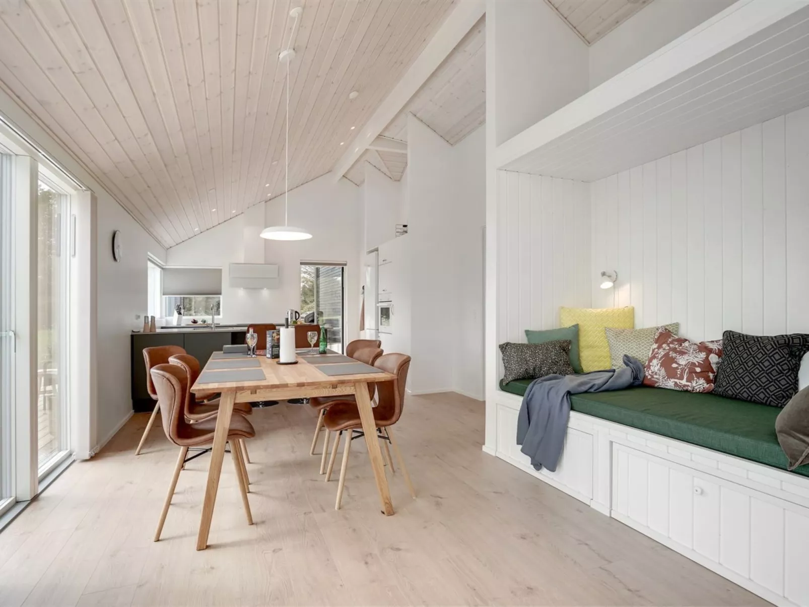 "Arlina" - 1.5km from the sea-Drinnen