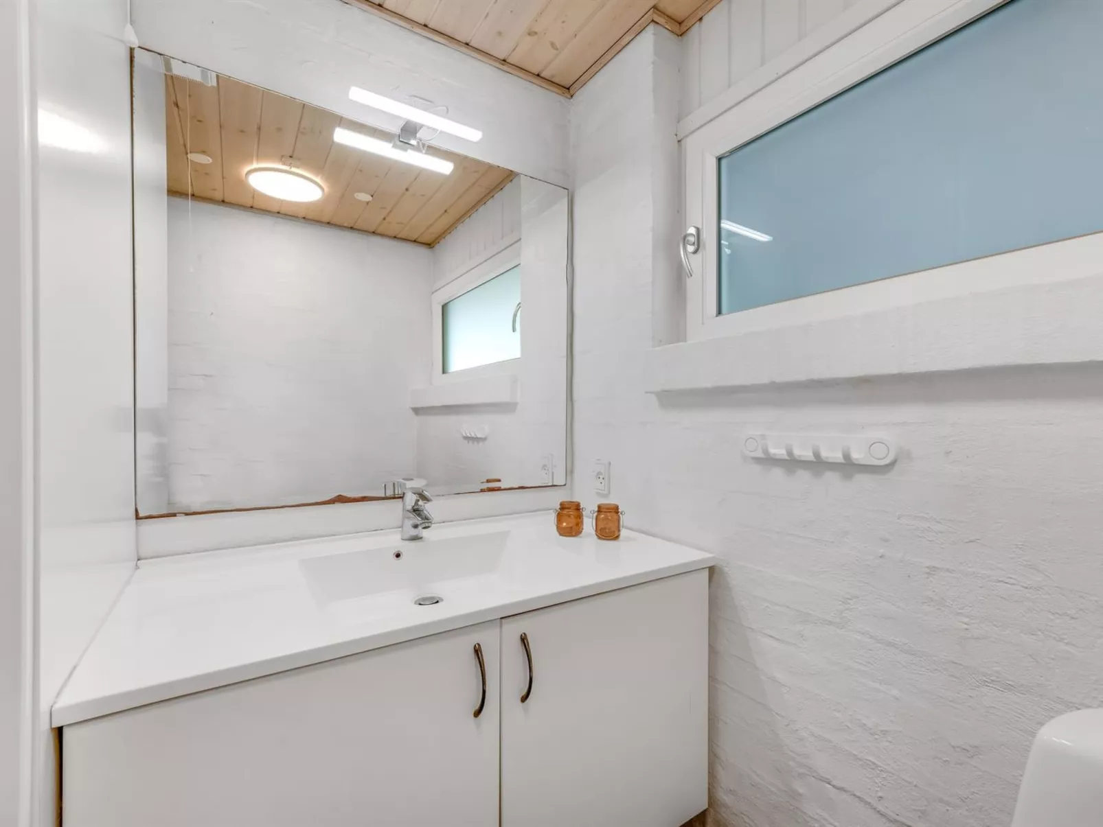 "Ludvig" -  from the sea-Inside